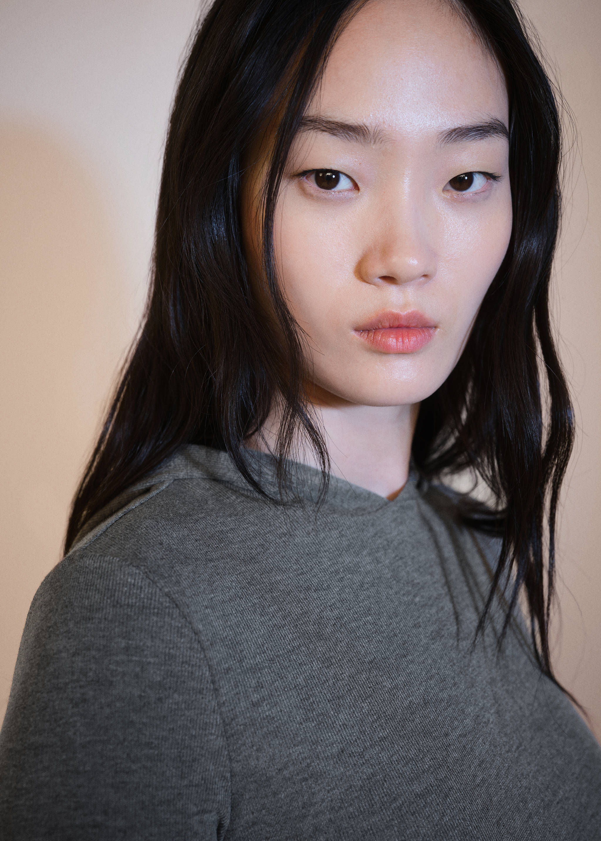 T-shirt manches longues capuche - Détail de l'article 1