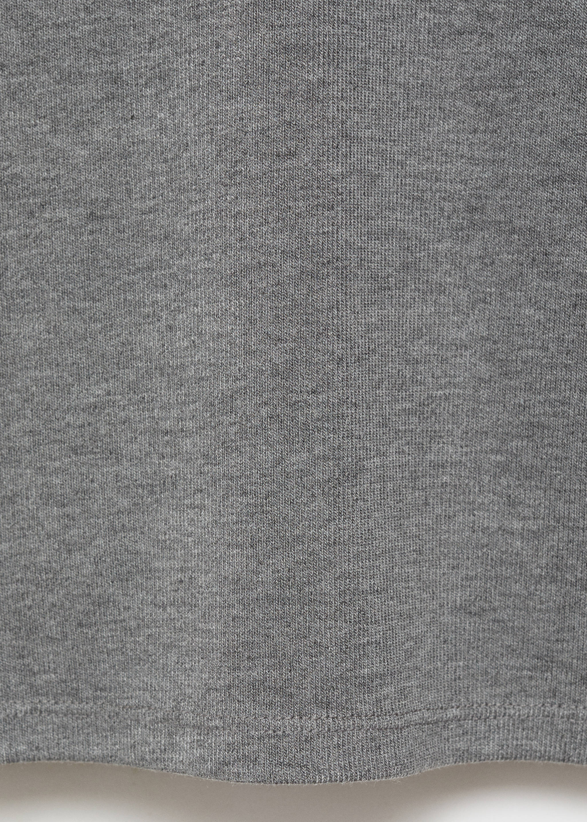 T-shirt manches longues capuche - Détail de l'article 0