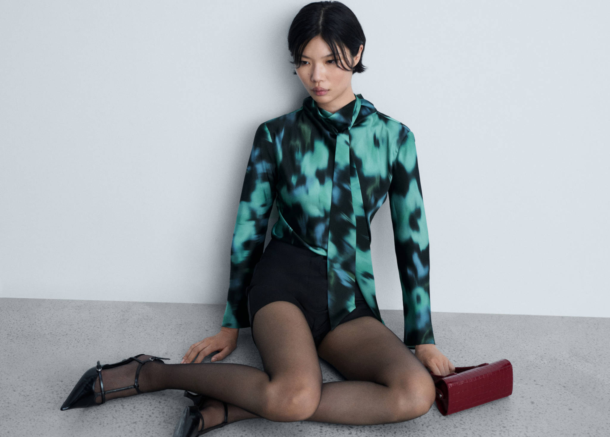 Printed blouse with bow - Panoramic plane