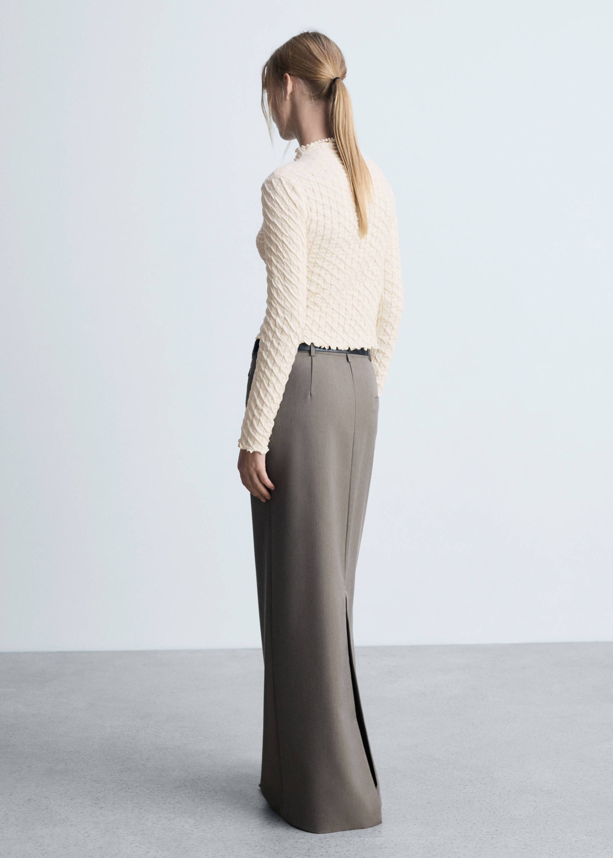 T-shirt froncé manches longues - Verso de l’article