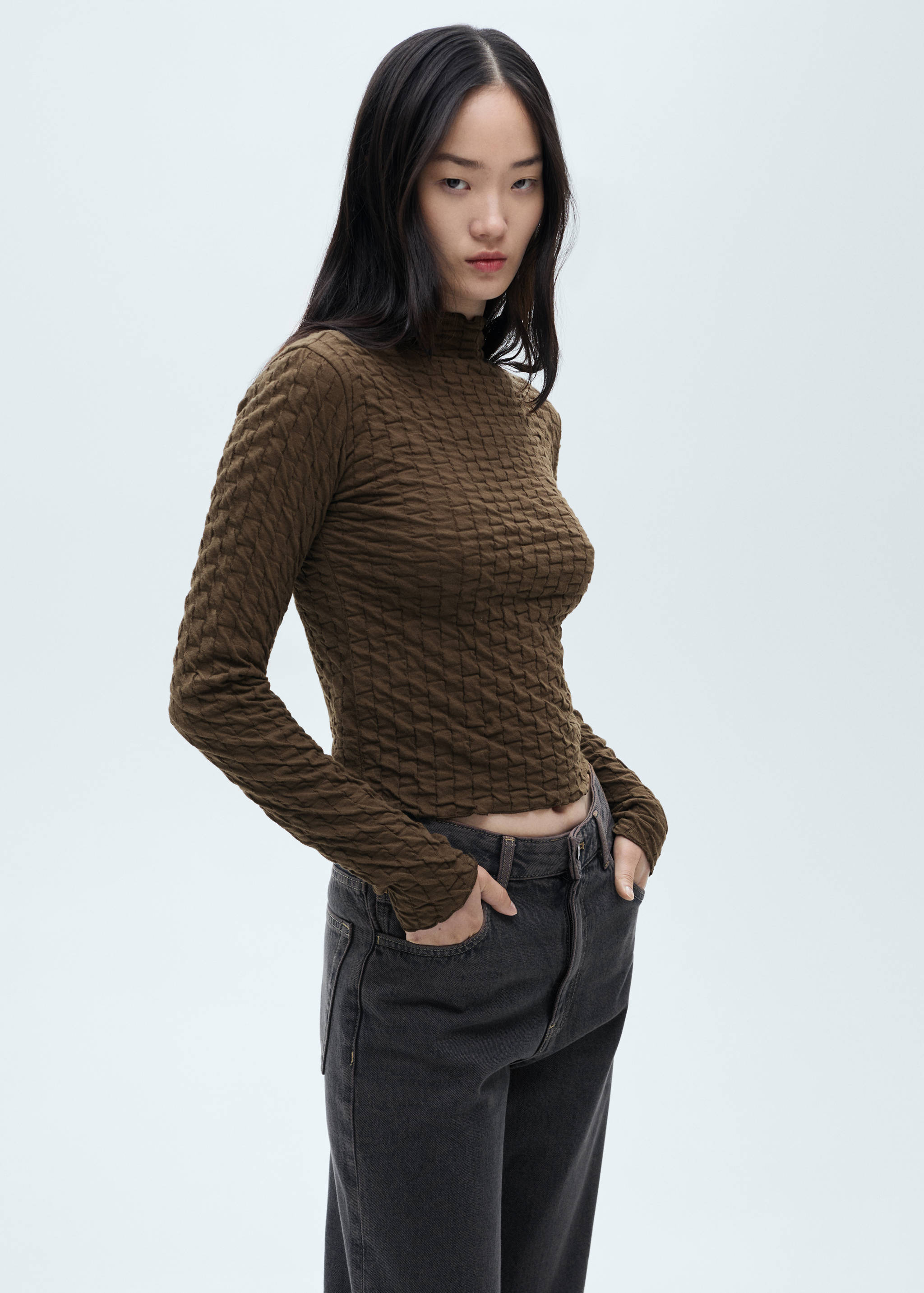 T-shirt froncé manches longues - Plan moyen