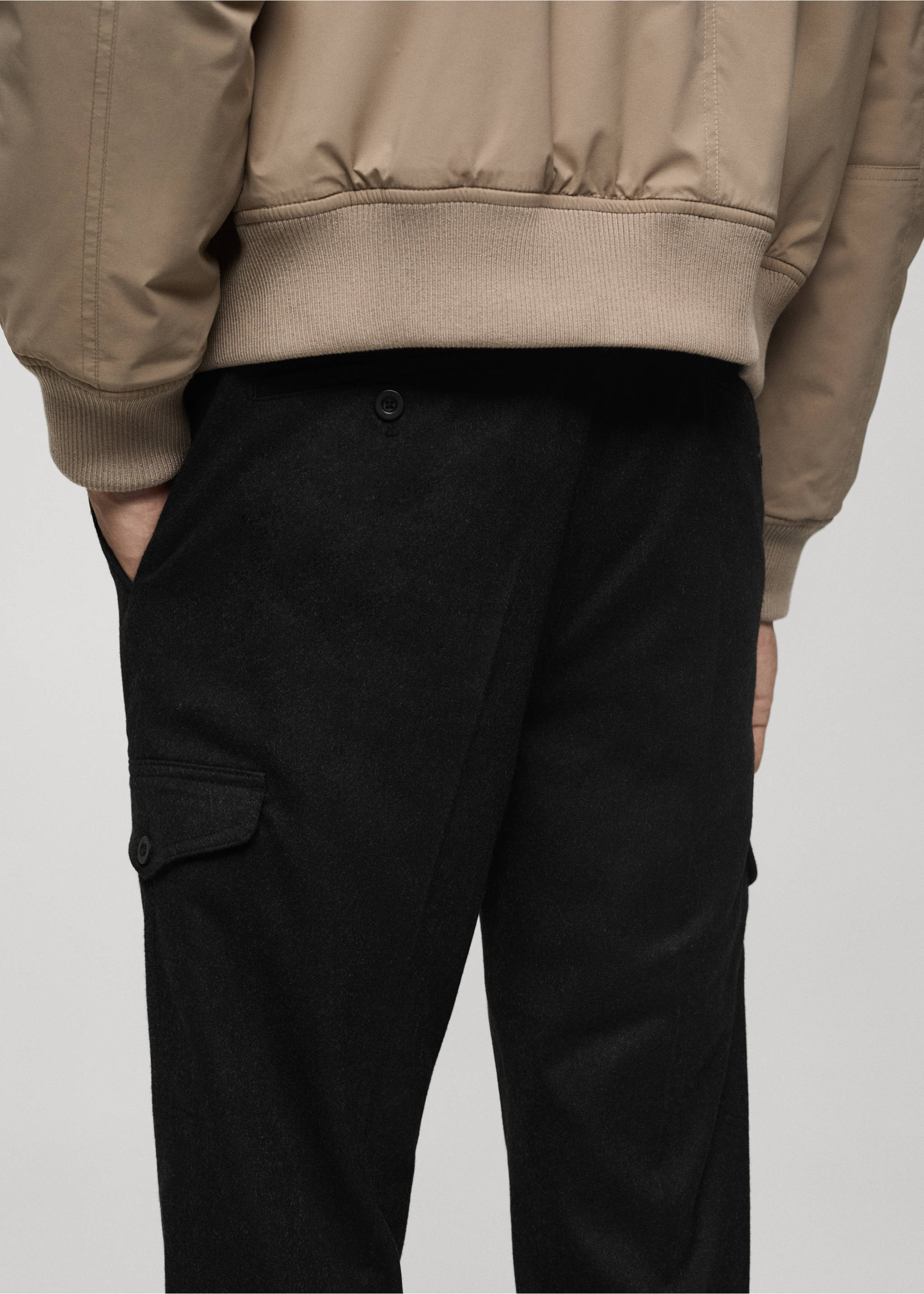 Flannel cargo trousers - Details of the article 2, Dark Heather Grey. Ref: 77027920-00.