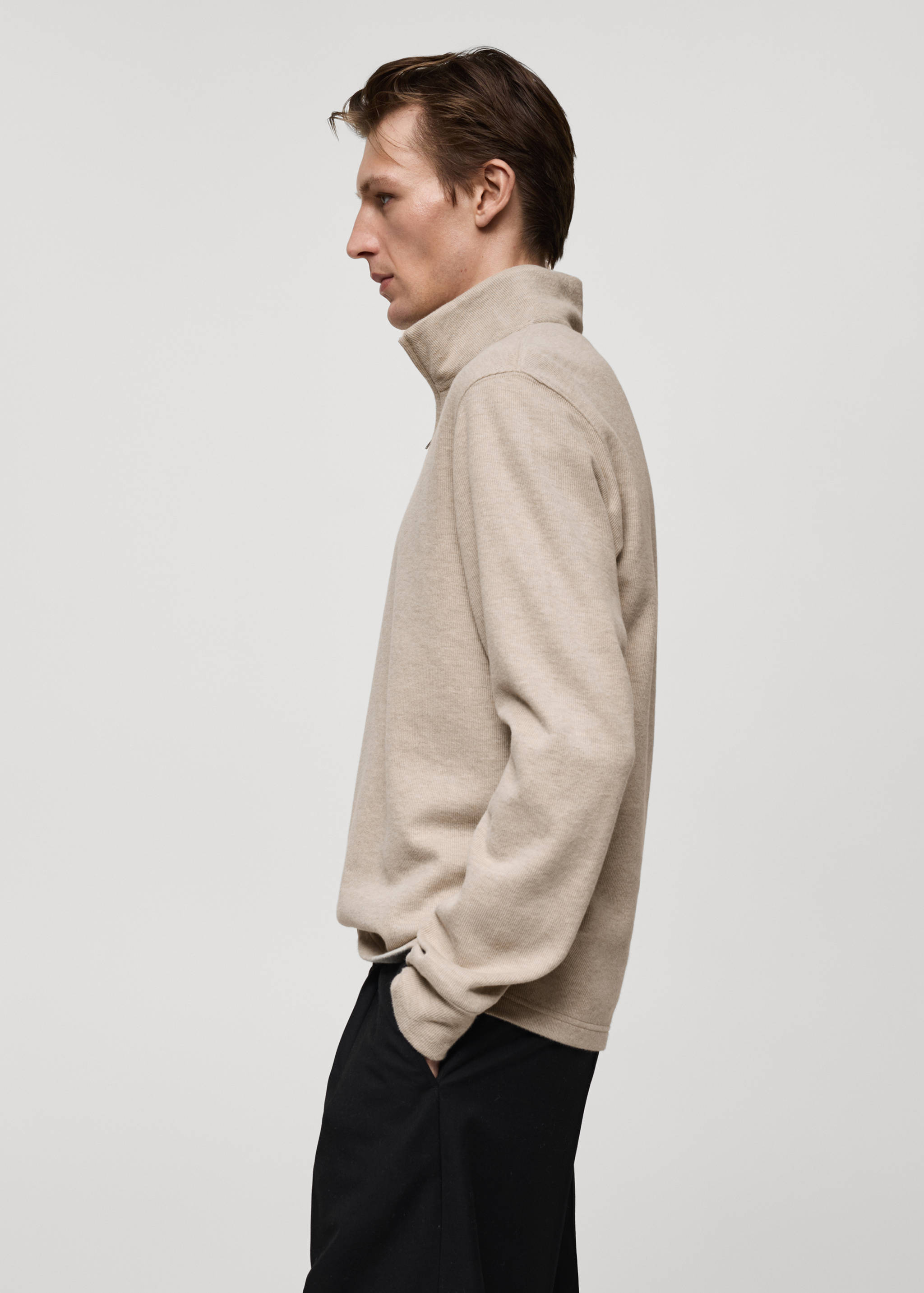 Ribbed sweatshirt collar - Details of the article 2