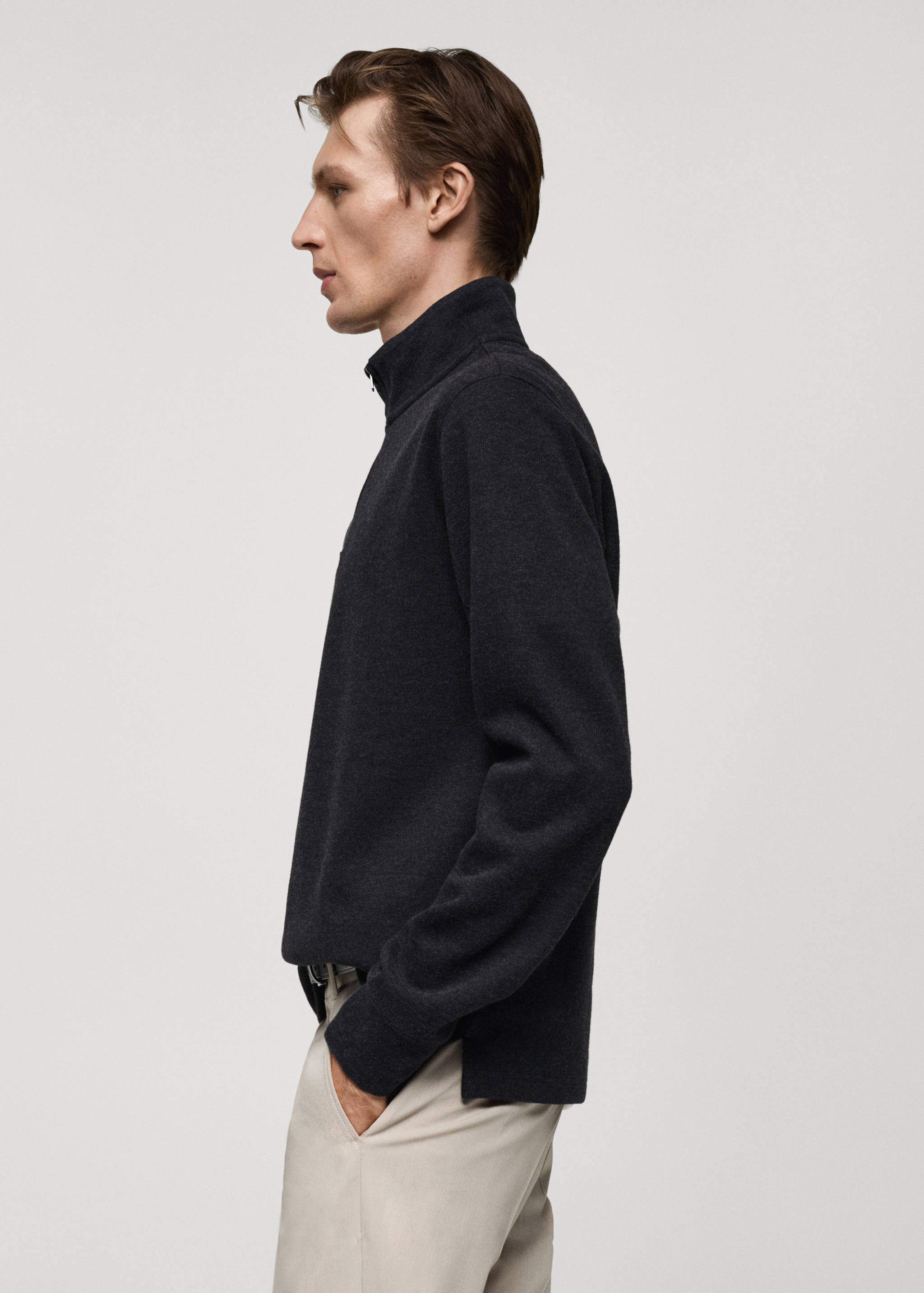 Ribbed sweatshirt collar - Details of the article 2