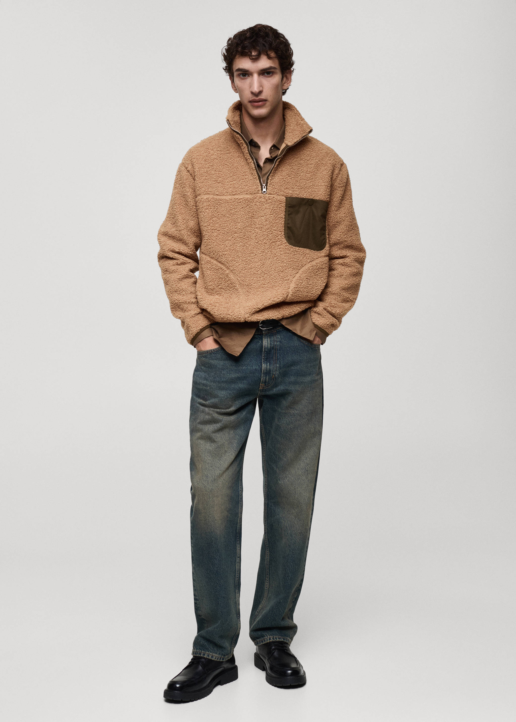 Sweat-shirt imitation mouton retourné poche - Plan général