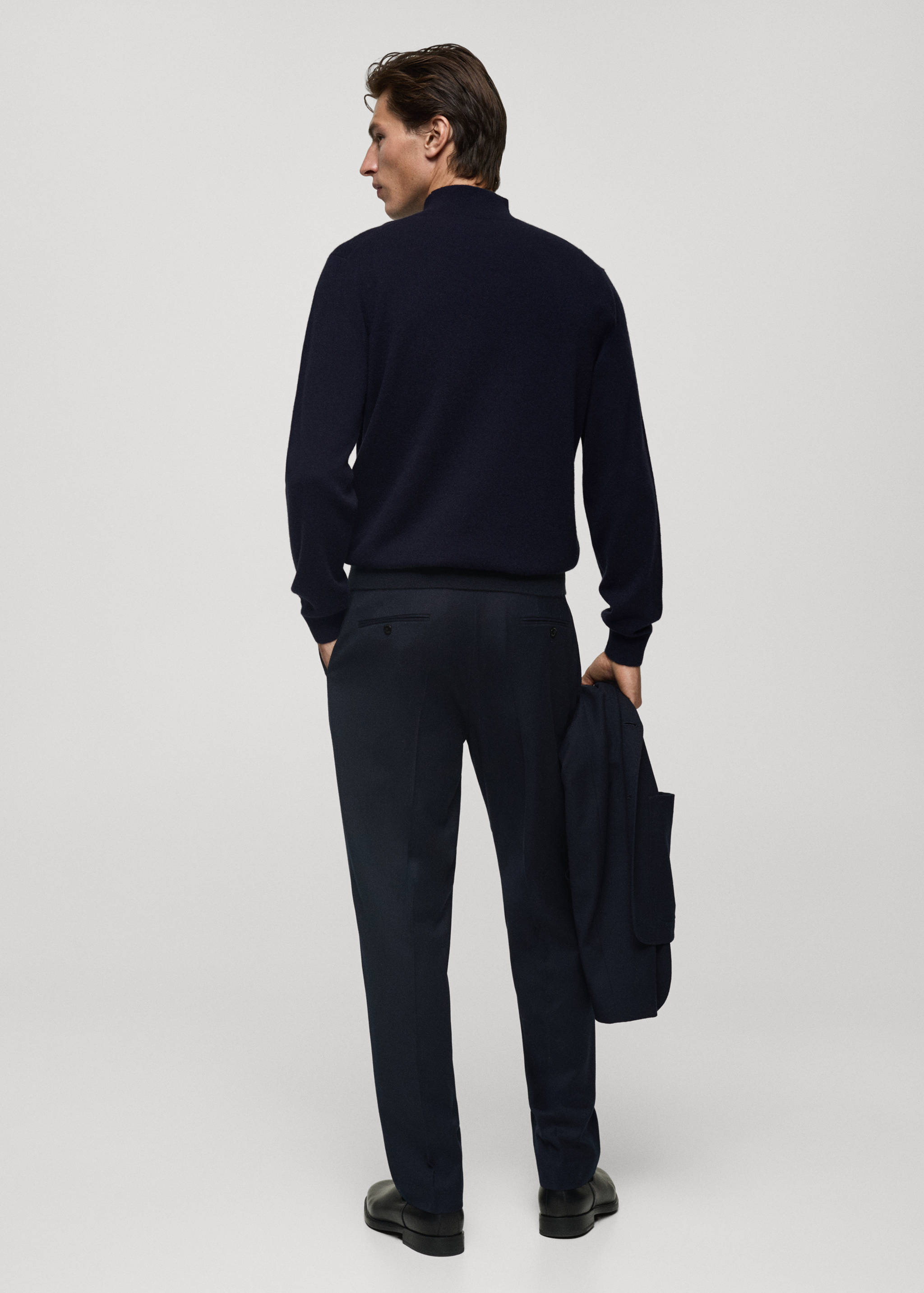 100% cashmere sweater with perkins neck - Reverse of the article