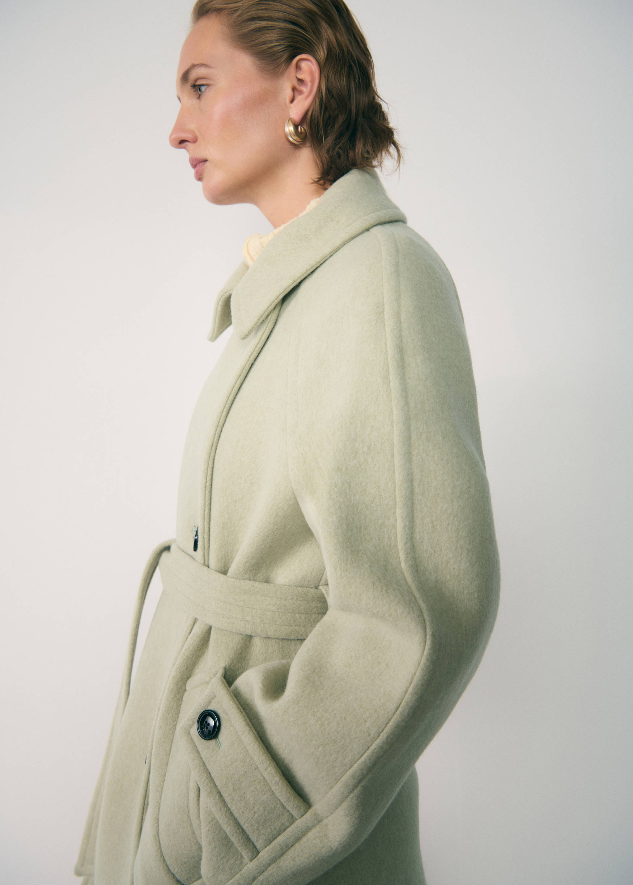 Woollen coat with belt - Medium plane