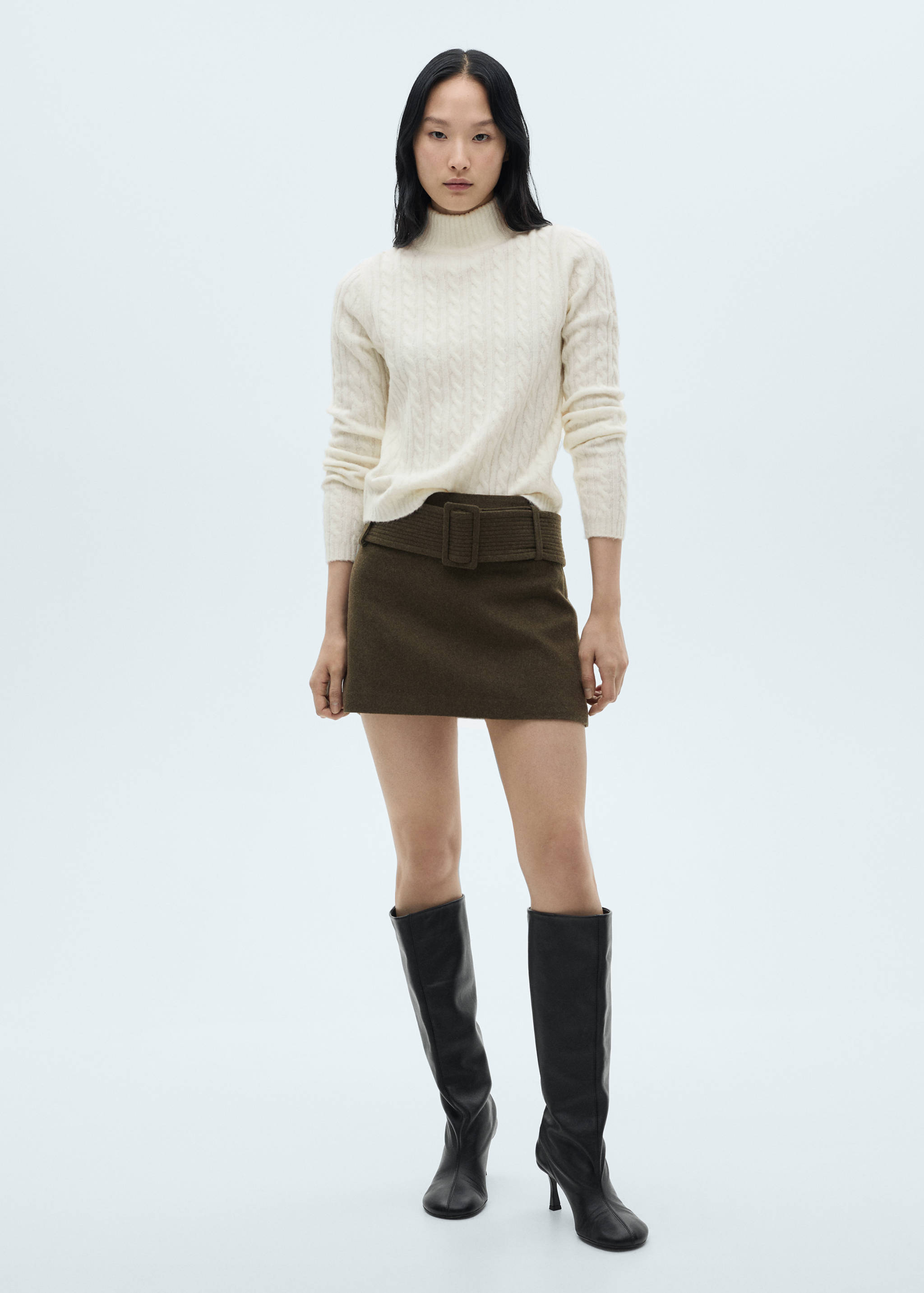 Braided knitted sweater - General plane