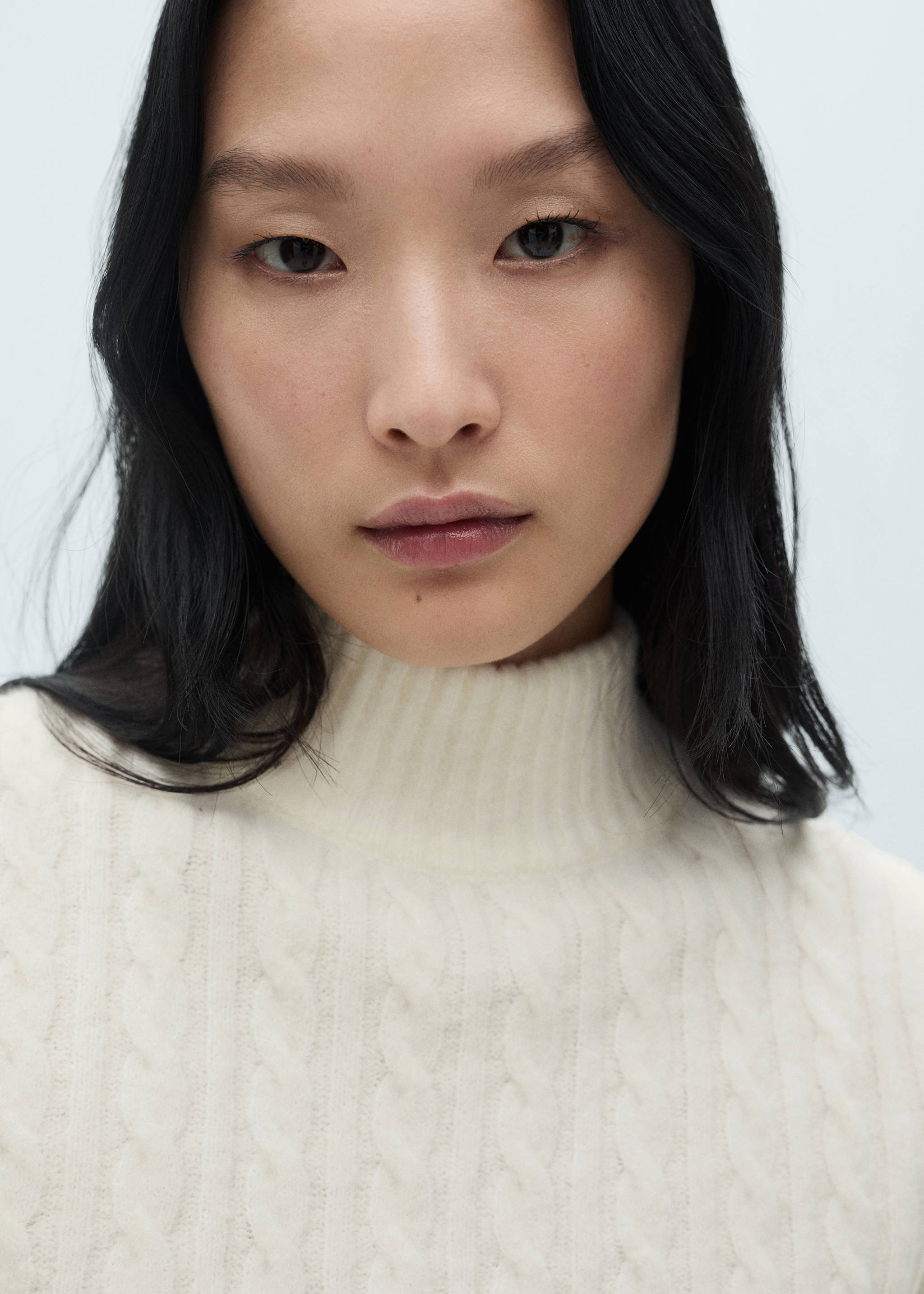 Braided knitted sweater - Details of the article 1