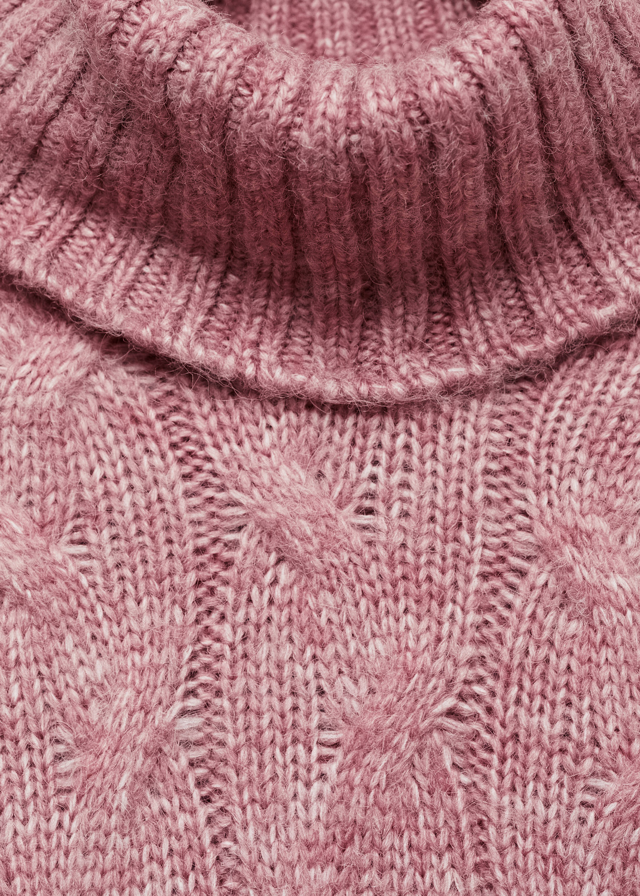 Cable knit turtleneck sweater - Details of the article 8