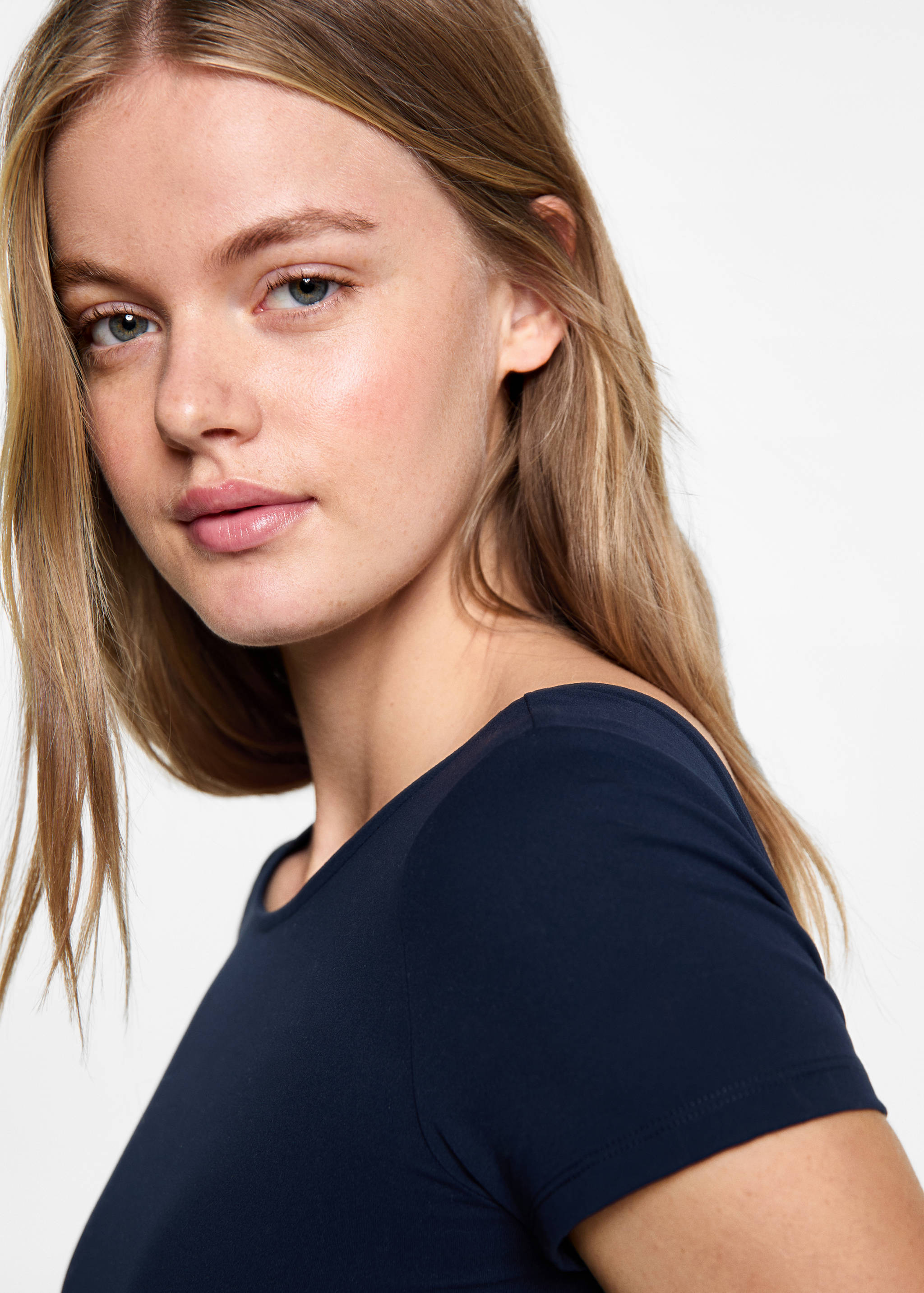 Sportig topp - Detaljer om artikeln 1