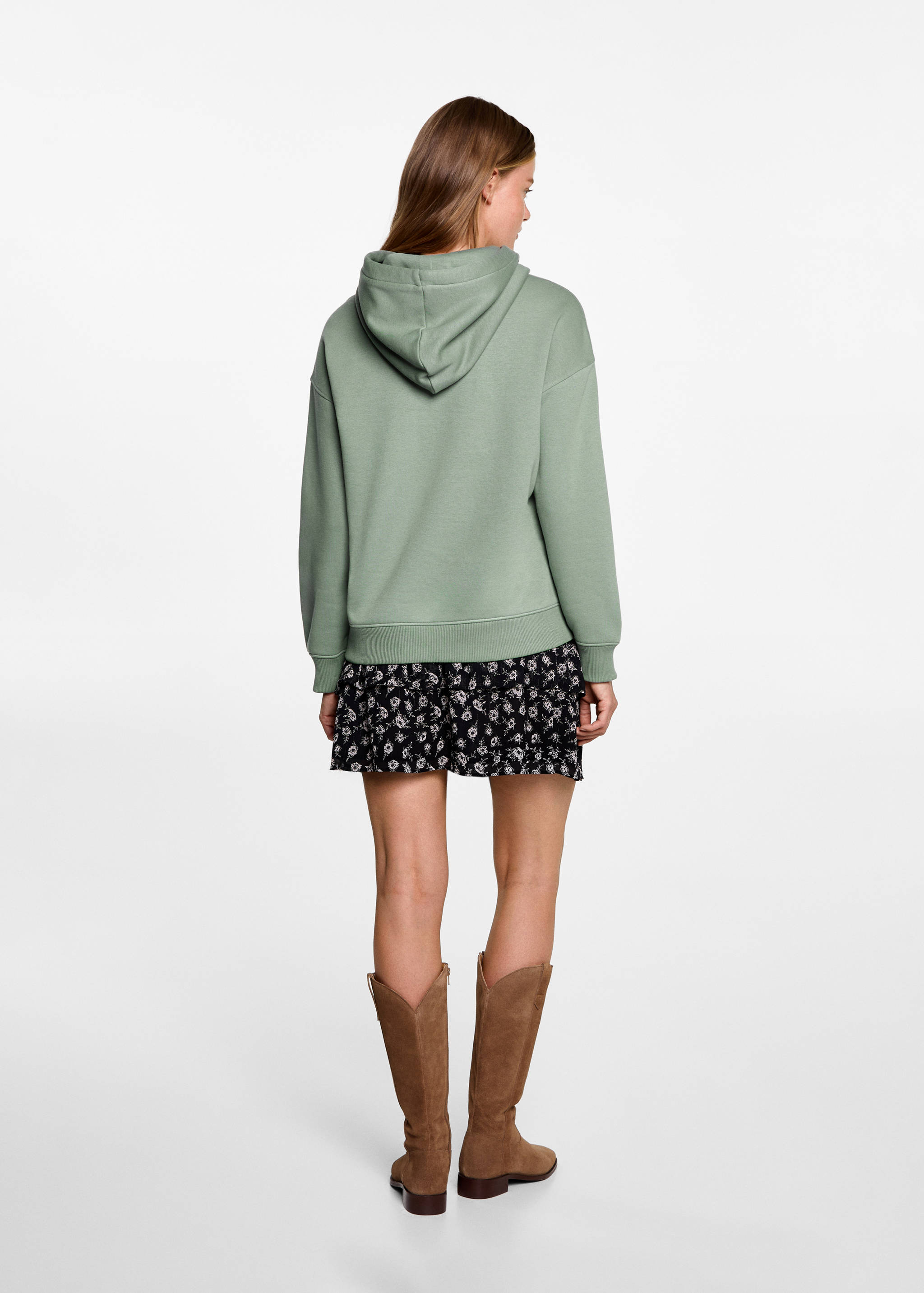 Свитшот-кенгуру с вышитой надписью - Обратная сторона изделия