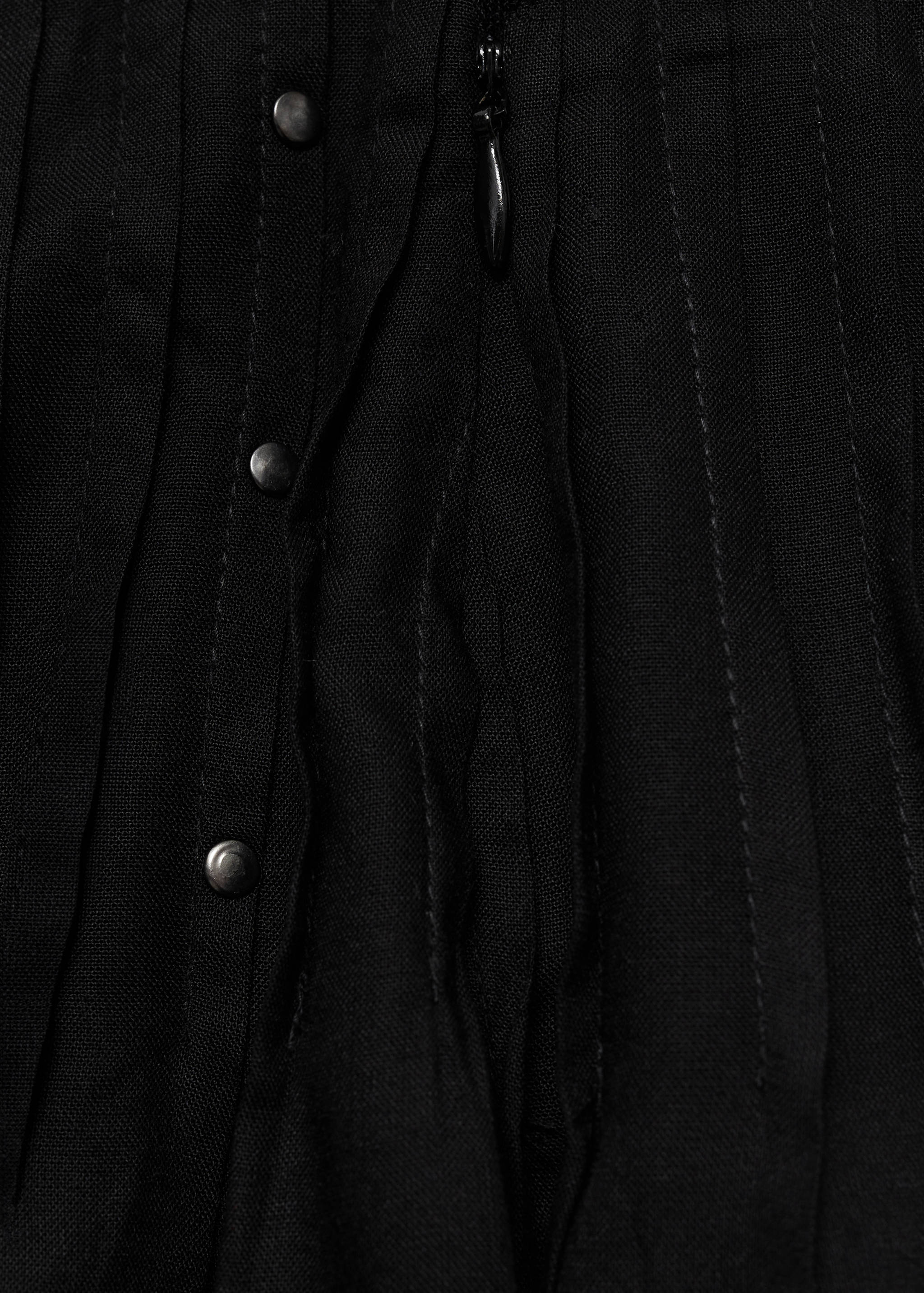 Jupe décorée de clous - Détail de l'article 0