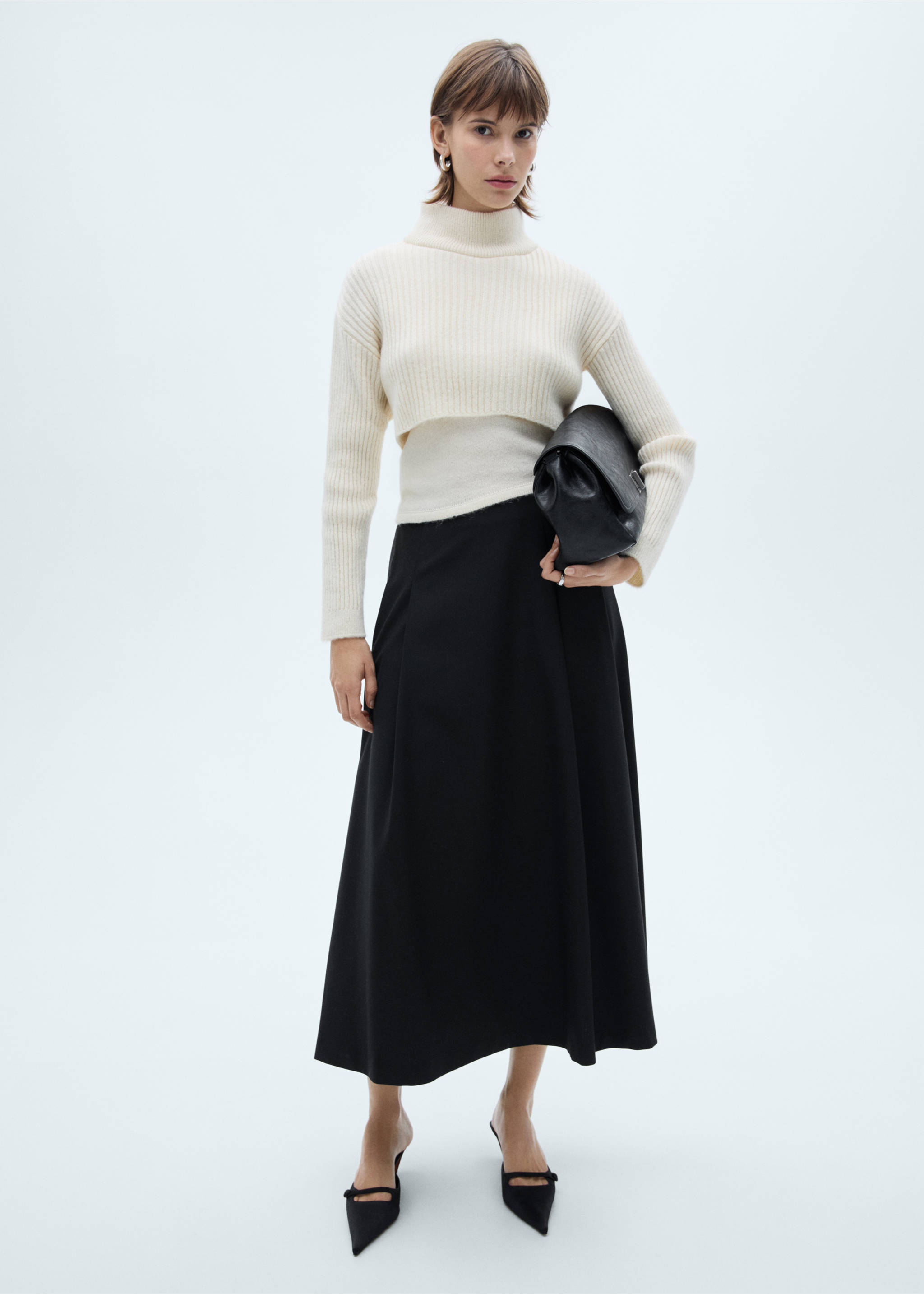 Long flared skirt - General plane, Black. Ref: 77028284-00.