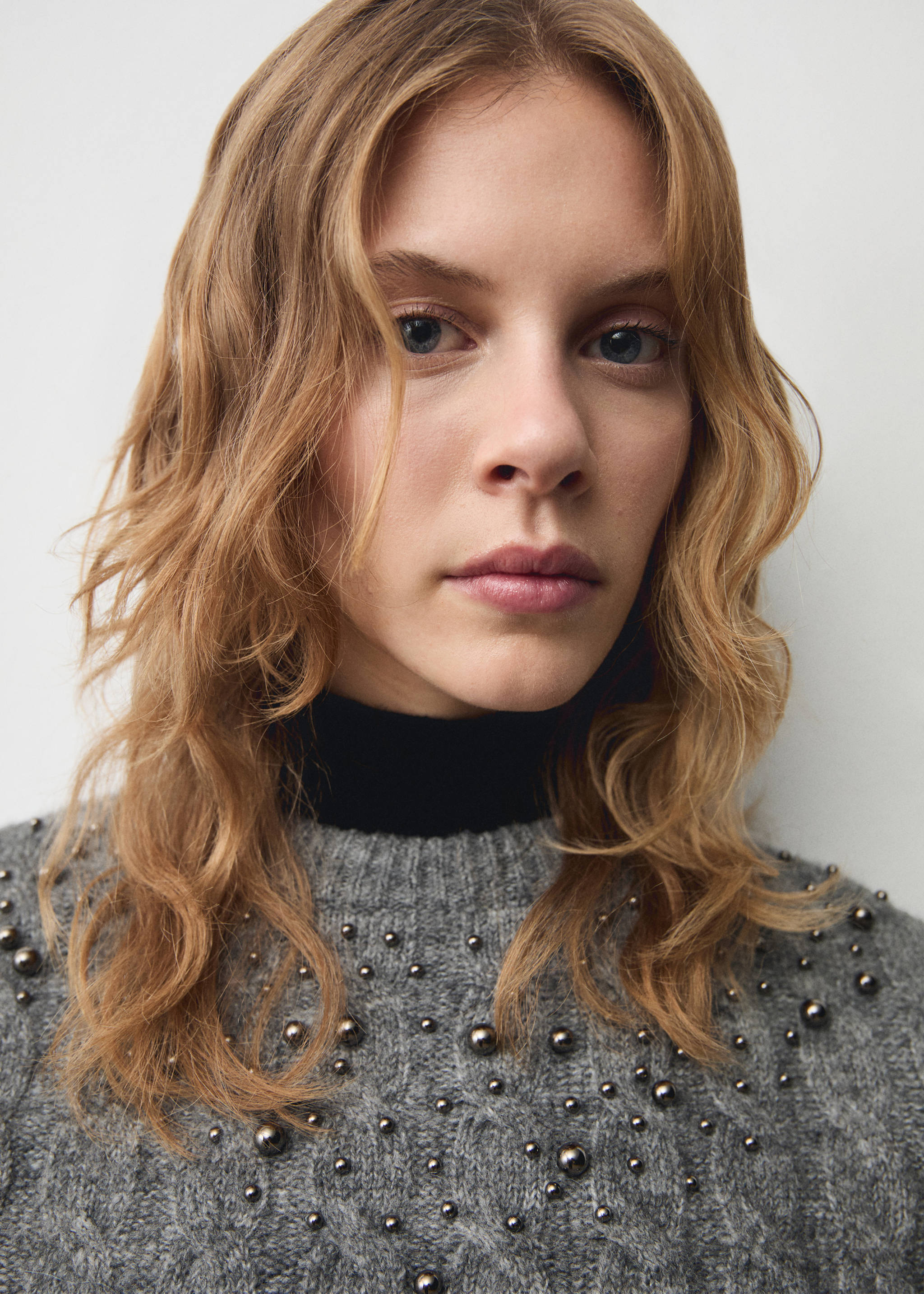 Jersey trenzado detalle abalorios - Detalle del artículo 1