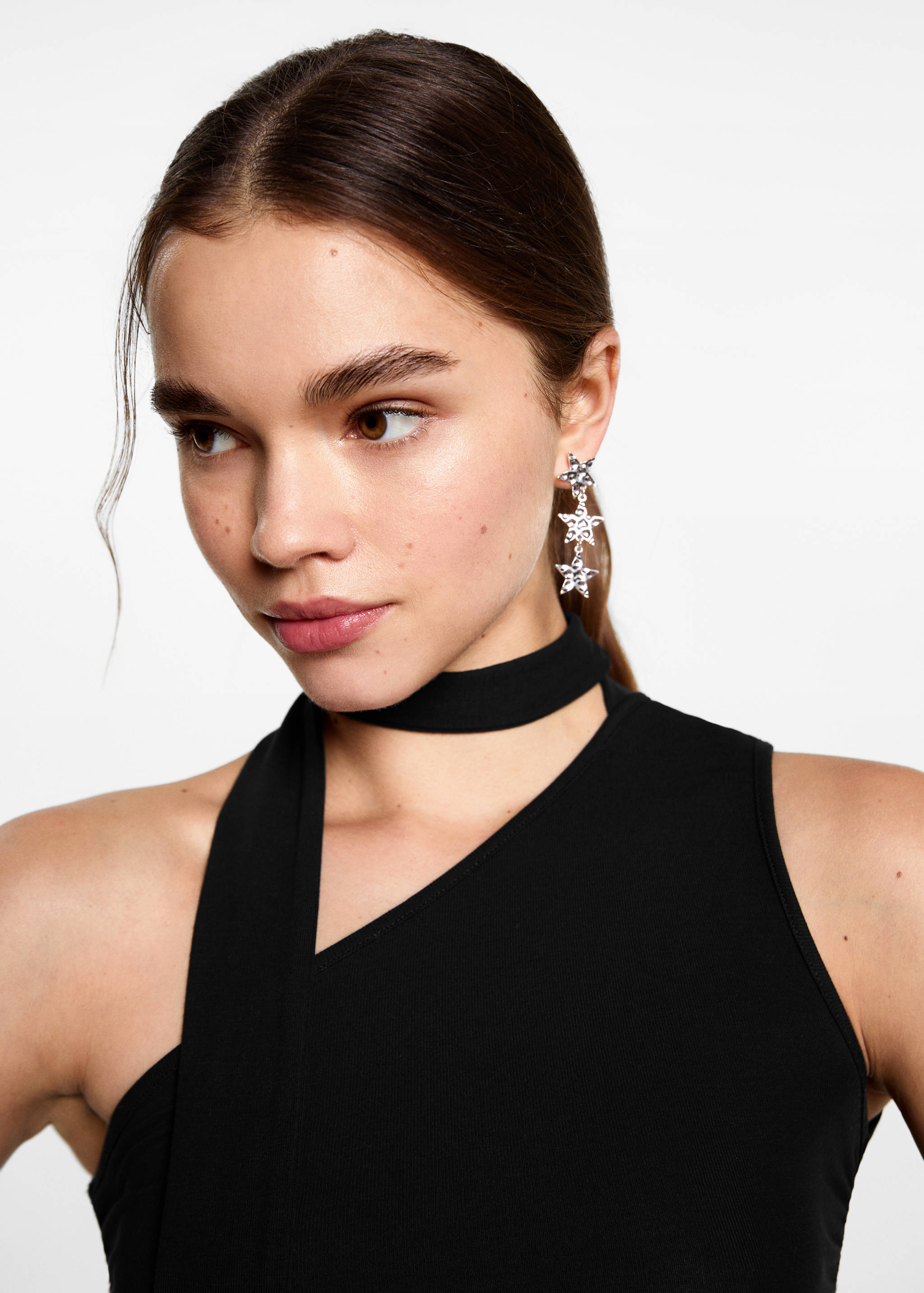 Asymmetrical laced top - Details of the article 1