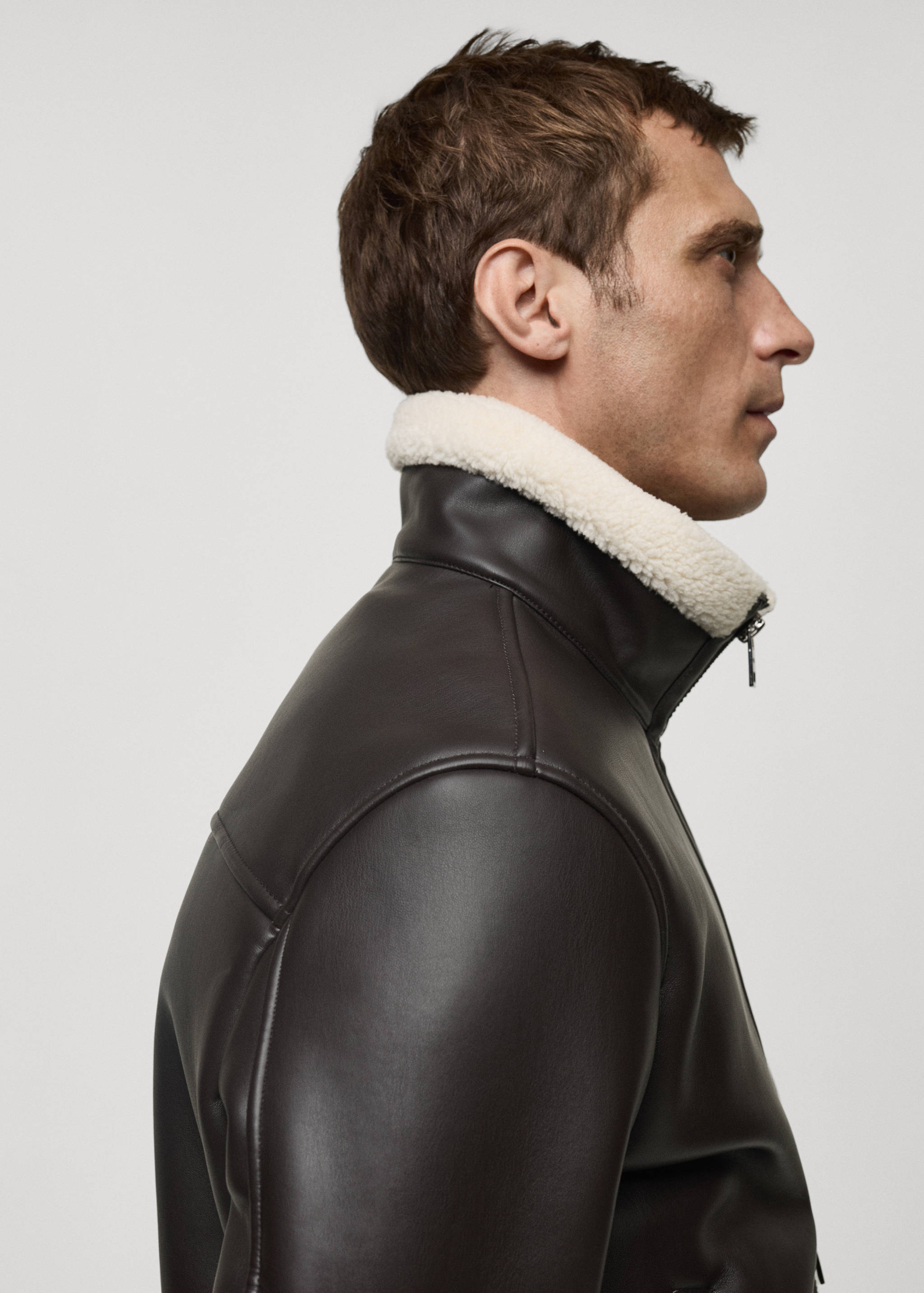 Fleece collar jacket - Details of the article 1