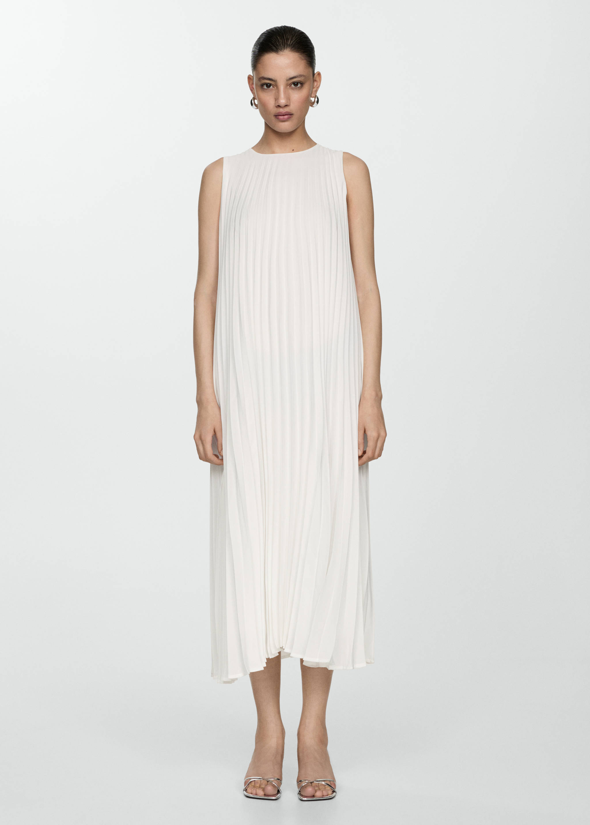 Pleated A-line dress - General plane