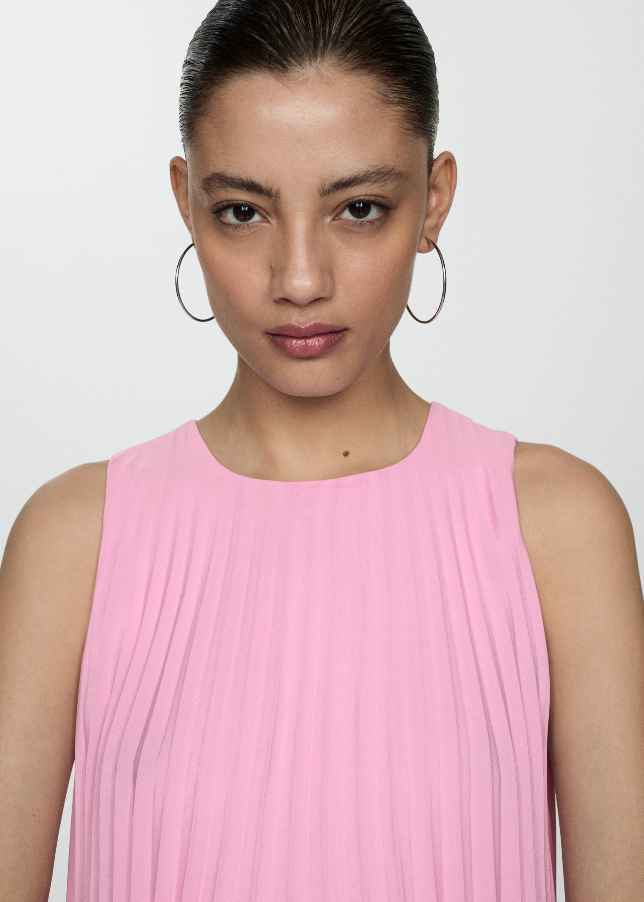 Pleated A-line dress - Details of the article 1