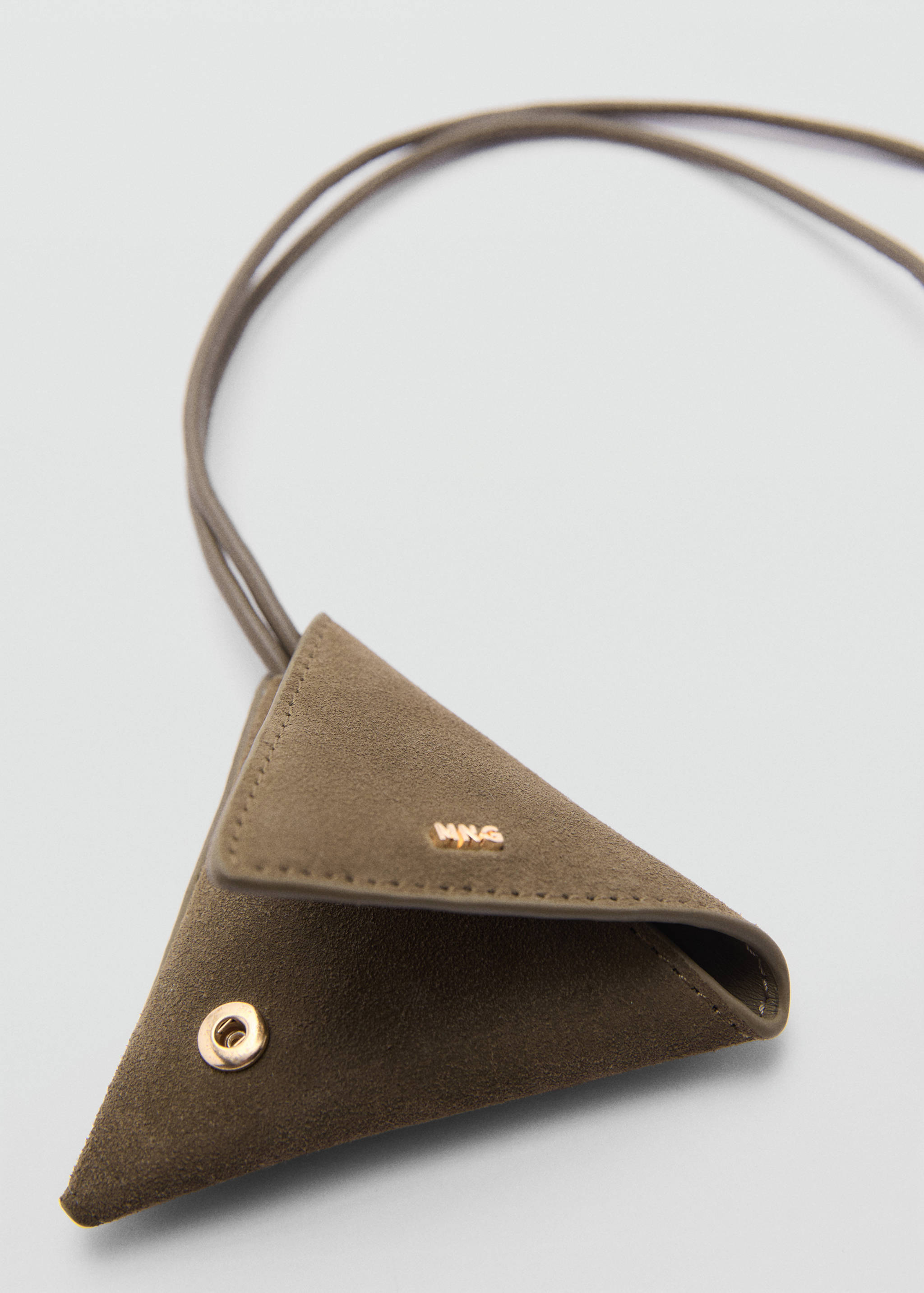 Кожаный кошелек для монет - Средний план