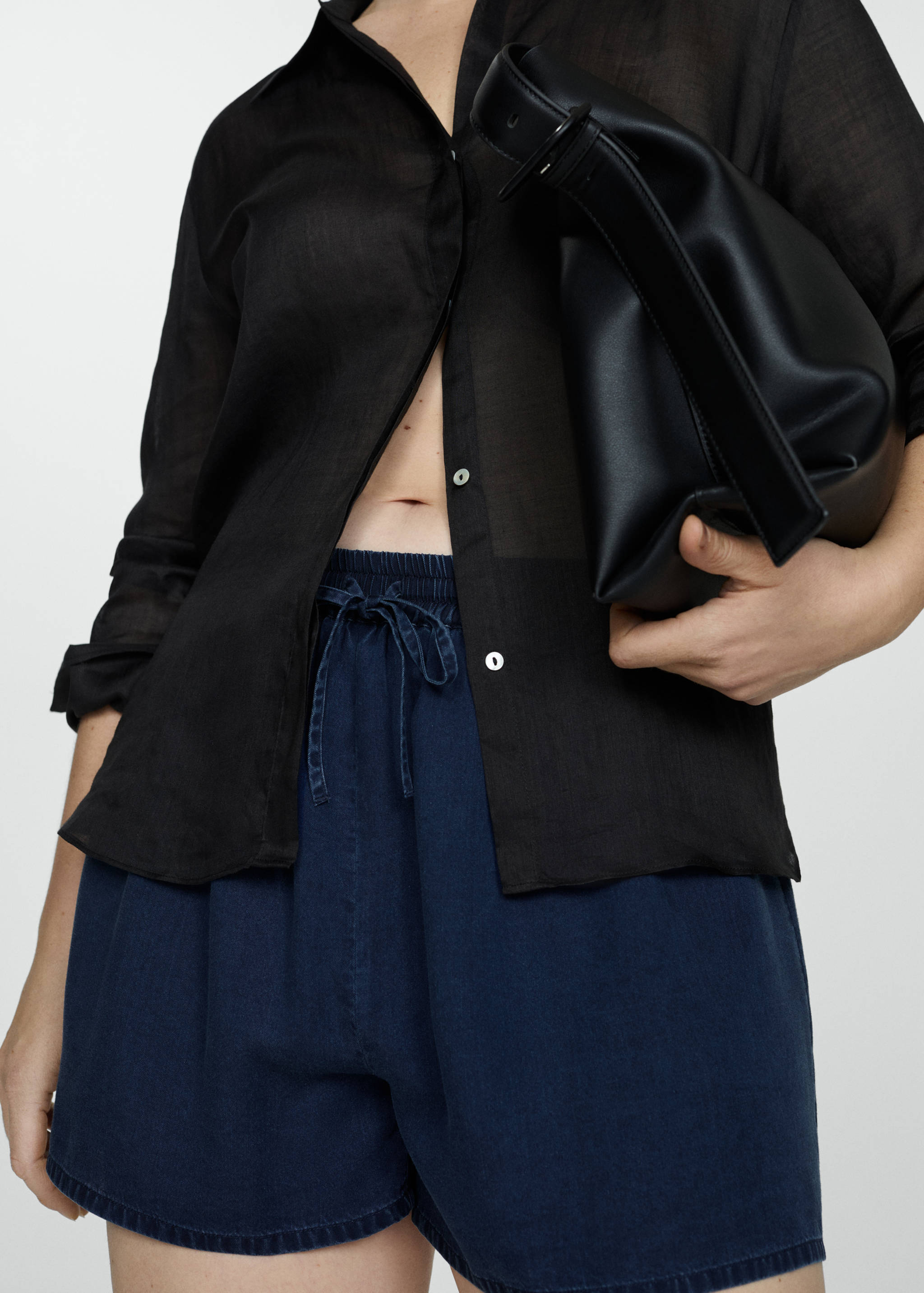 Lyocell shorts with elastic waist - Details of the article 5