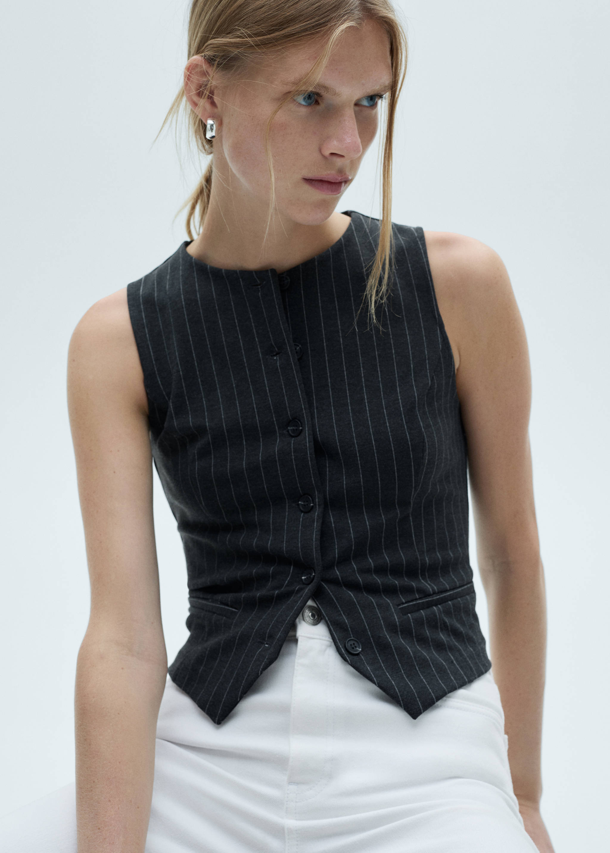 Side opening capri jeans - Details of the article 1