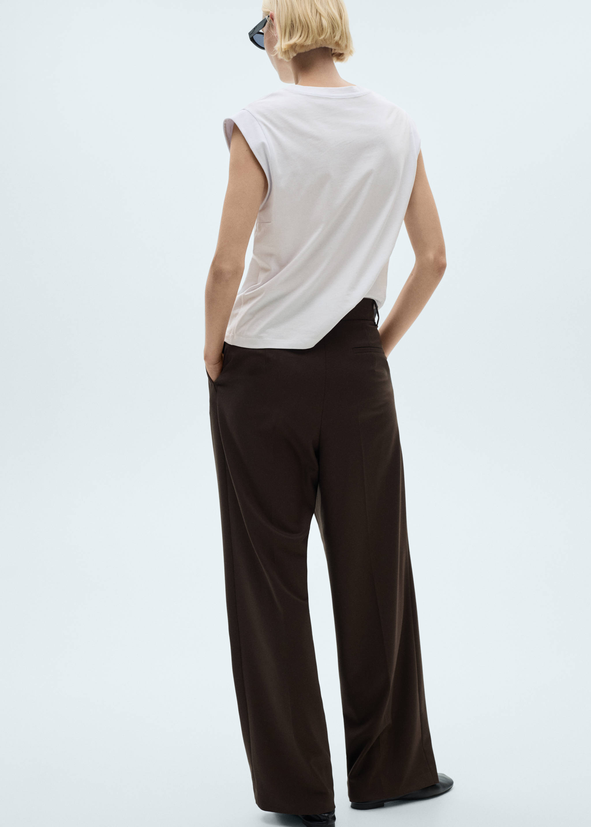 Футболка из хлопка - Обратная сторона изделия