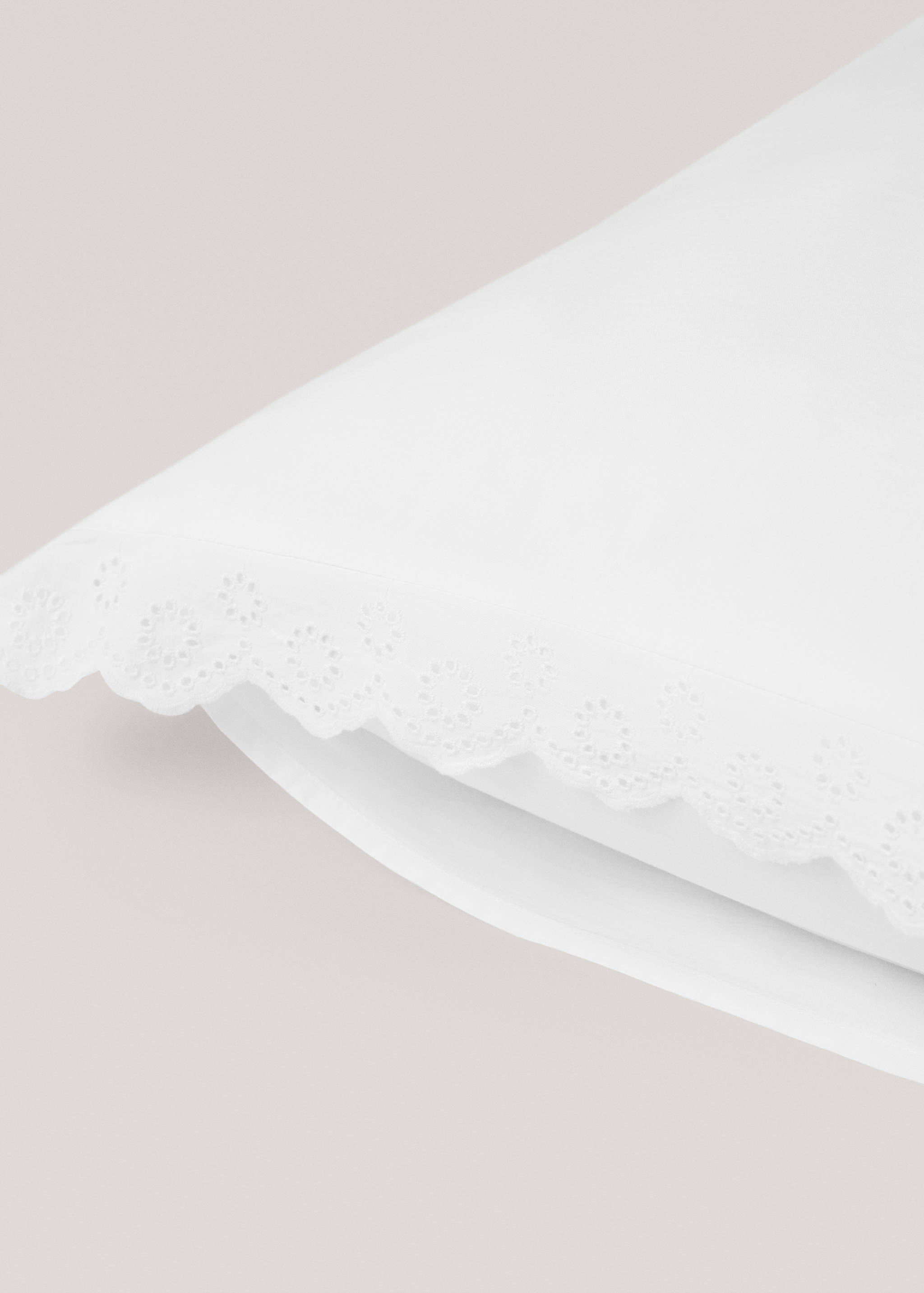 Baumwoll-Kopfkissenbezug mit Volant-Stickerei 60 x 60 cm - Detail des Artikels 2