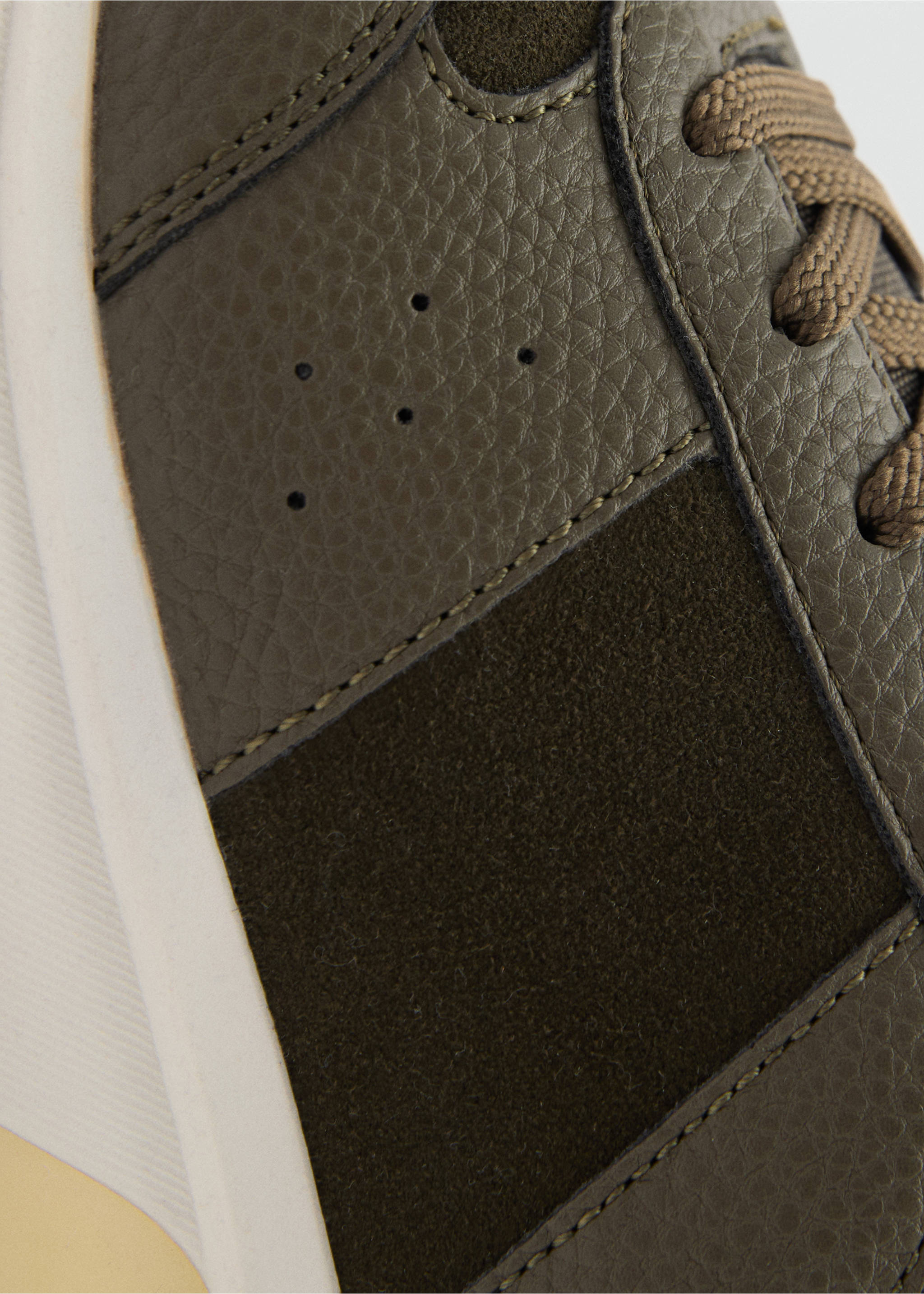Deportivas combinadas piel - Detalle del artículo 2, Khaki. Ref: 77030595-00.