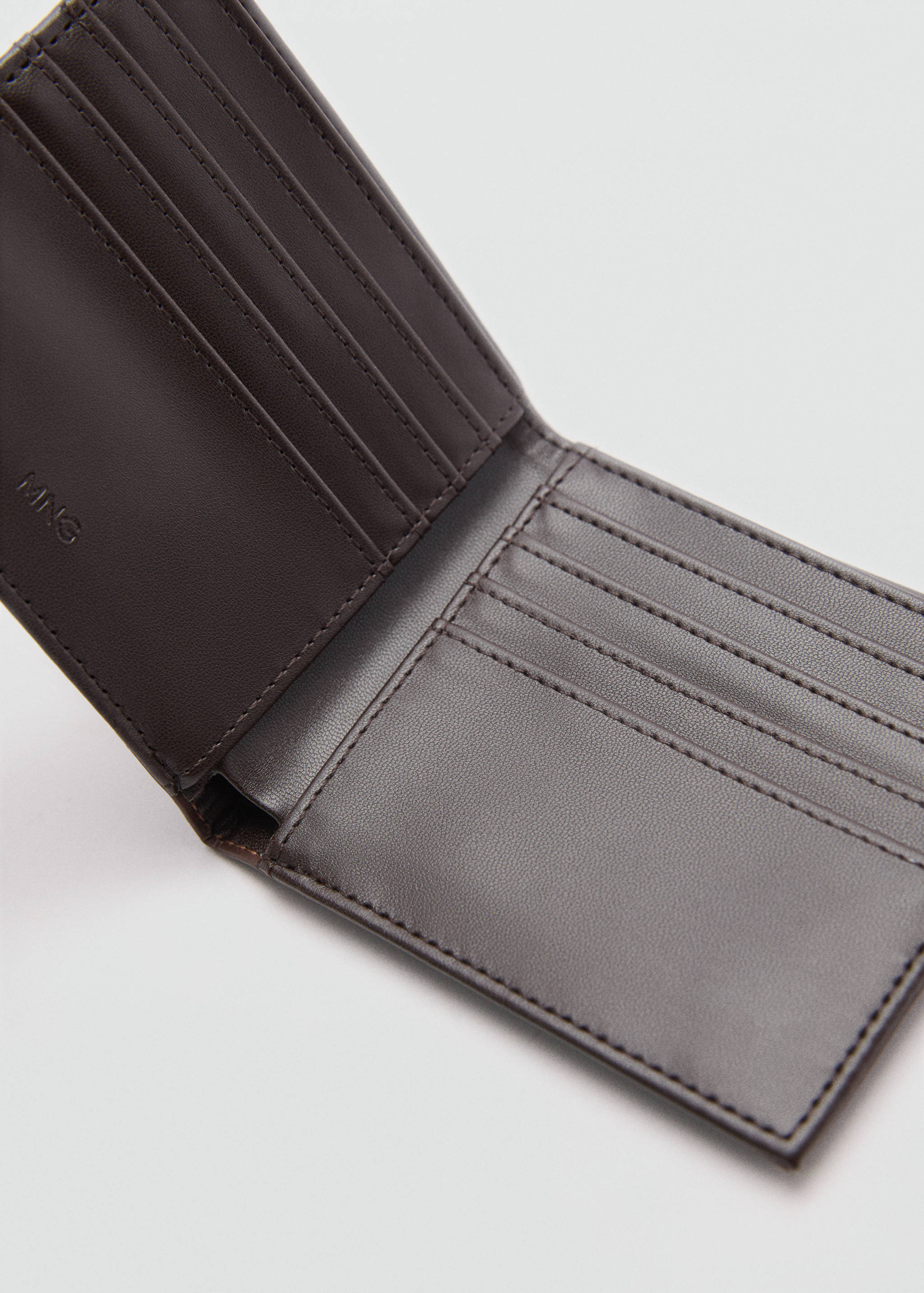 Anti-contactless card holder wallet - Details of the article 1