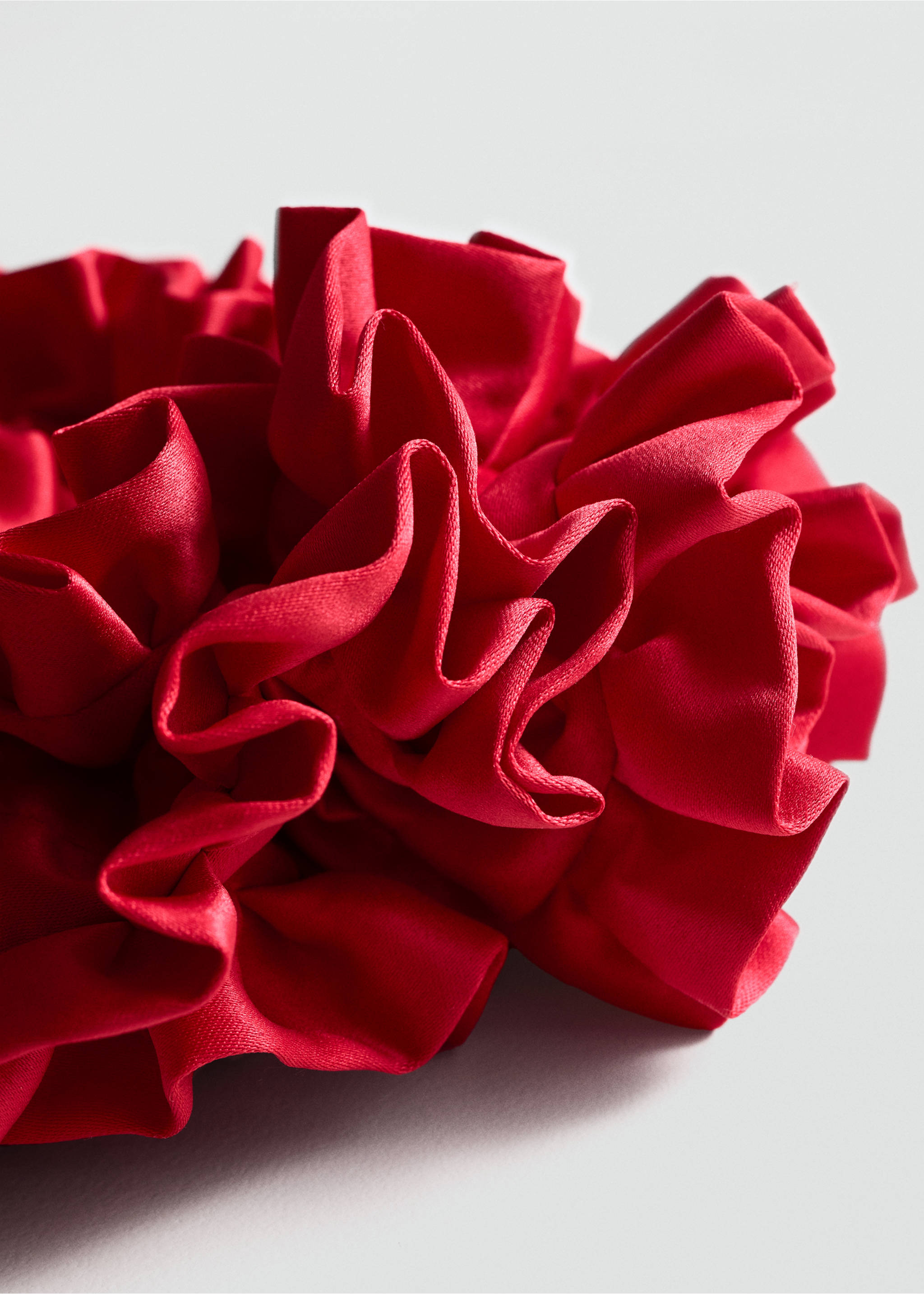 Maxi-flower scrunchie - Medium plane, Red. Ref: 77030646-00.