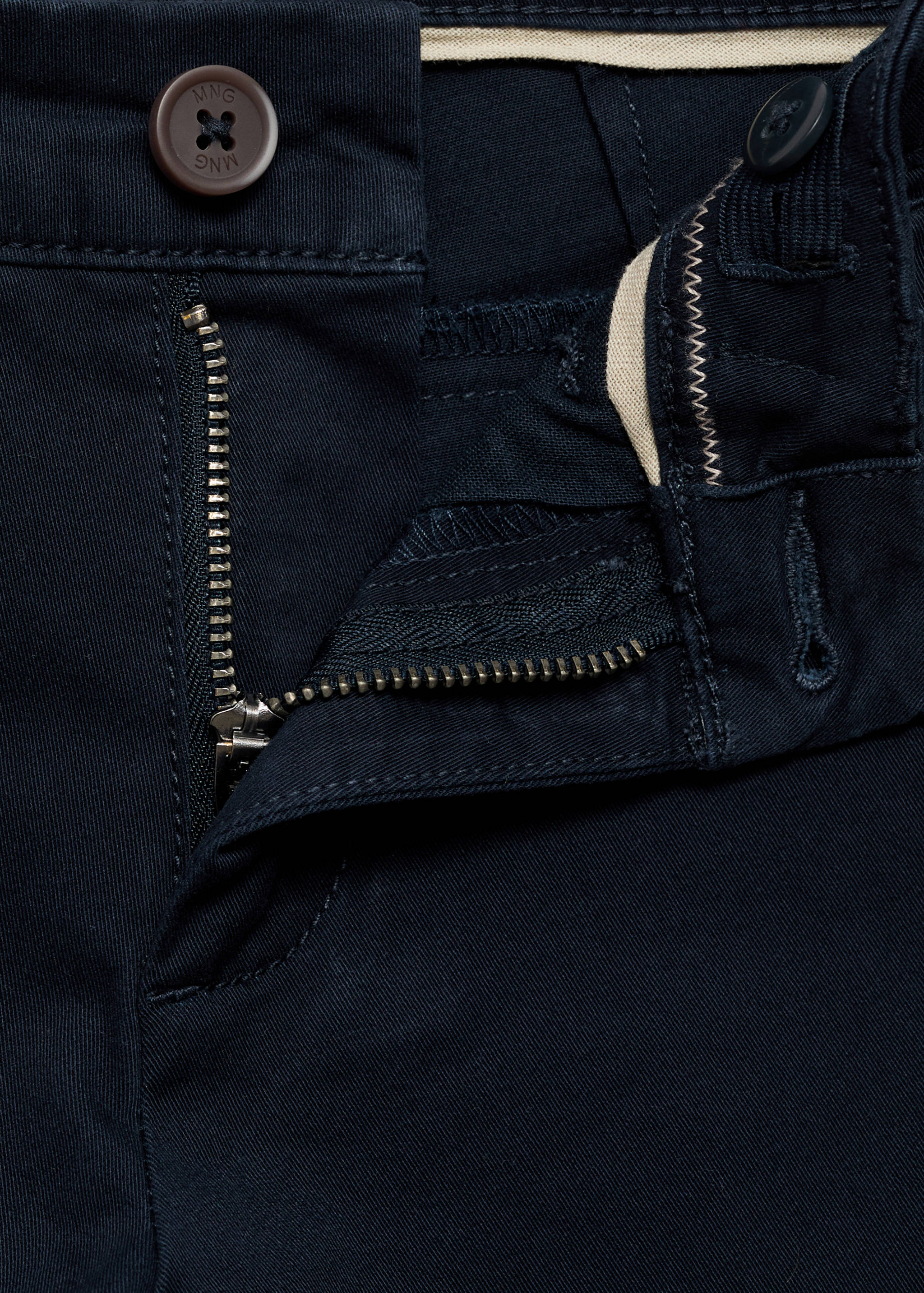 Cotton chinos - Details of the article 0
