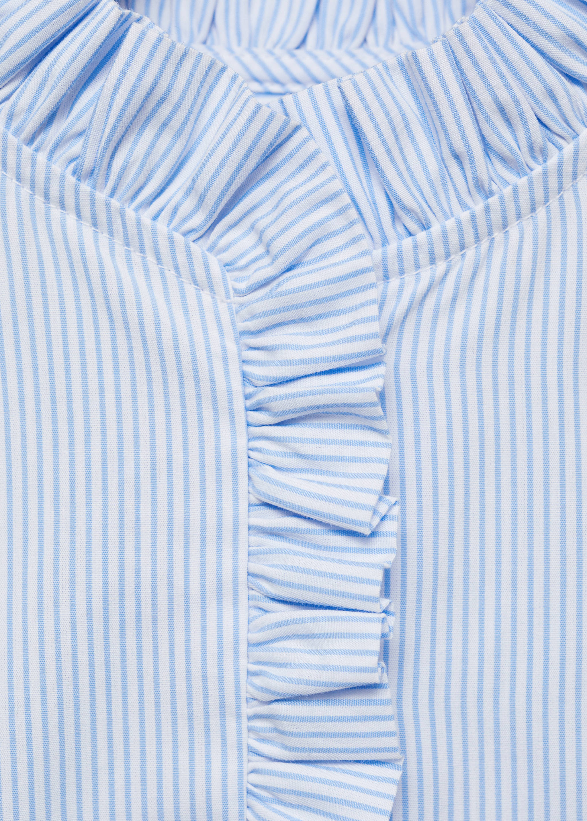 Shirt with ruffle detail - Details of the article 8