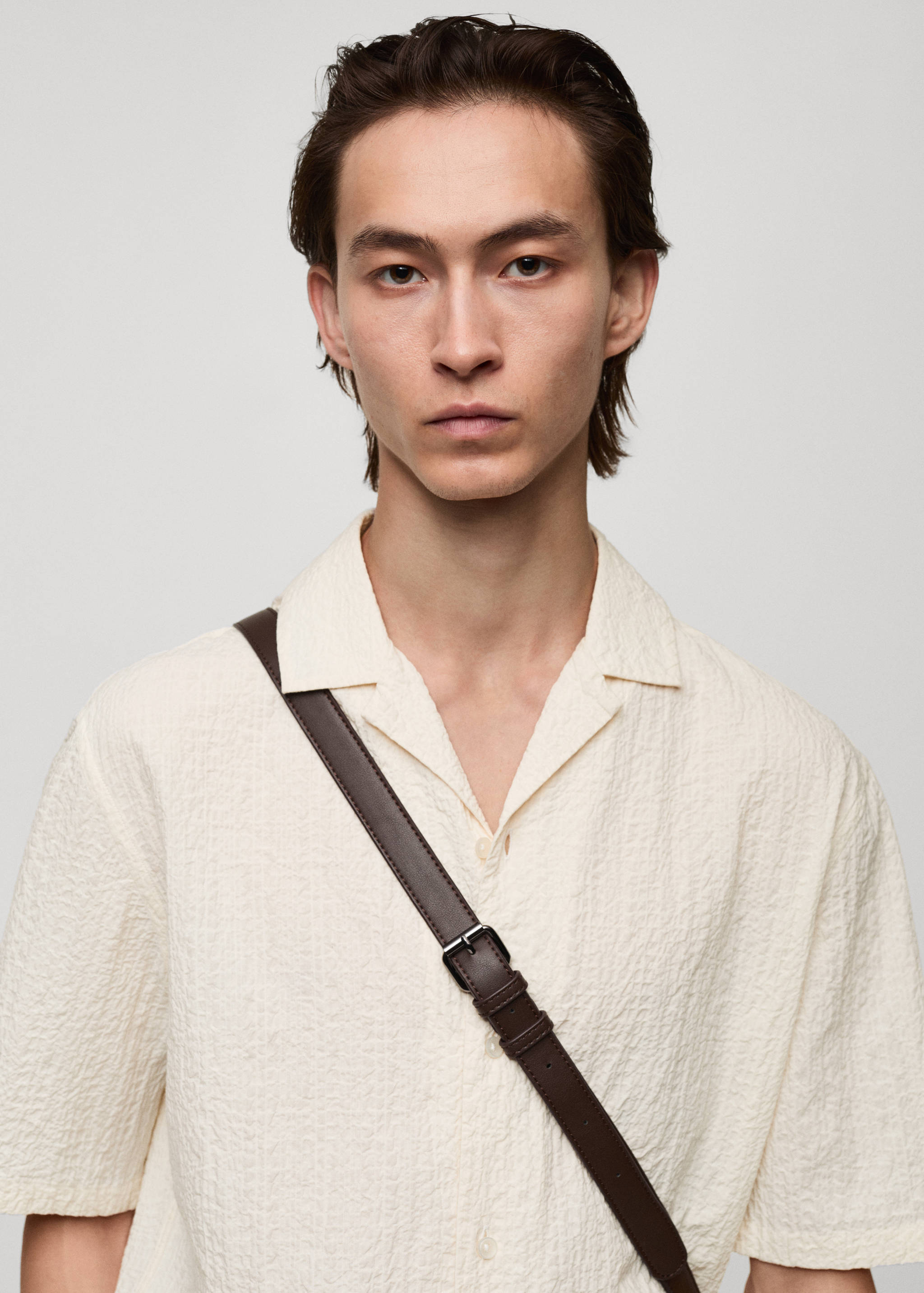 Seersucker shirt with bowling collar - Details of the article 1