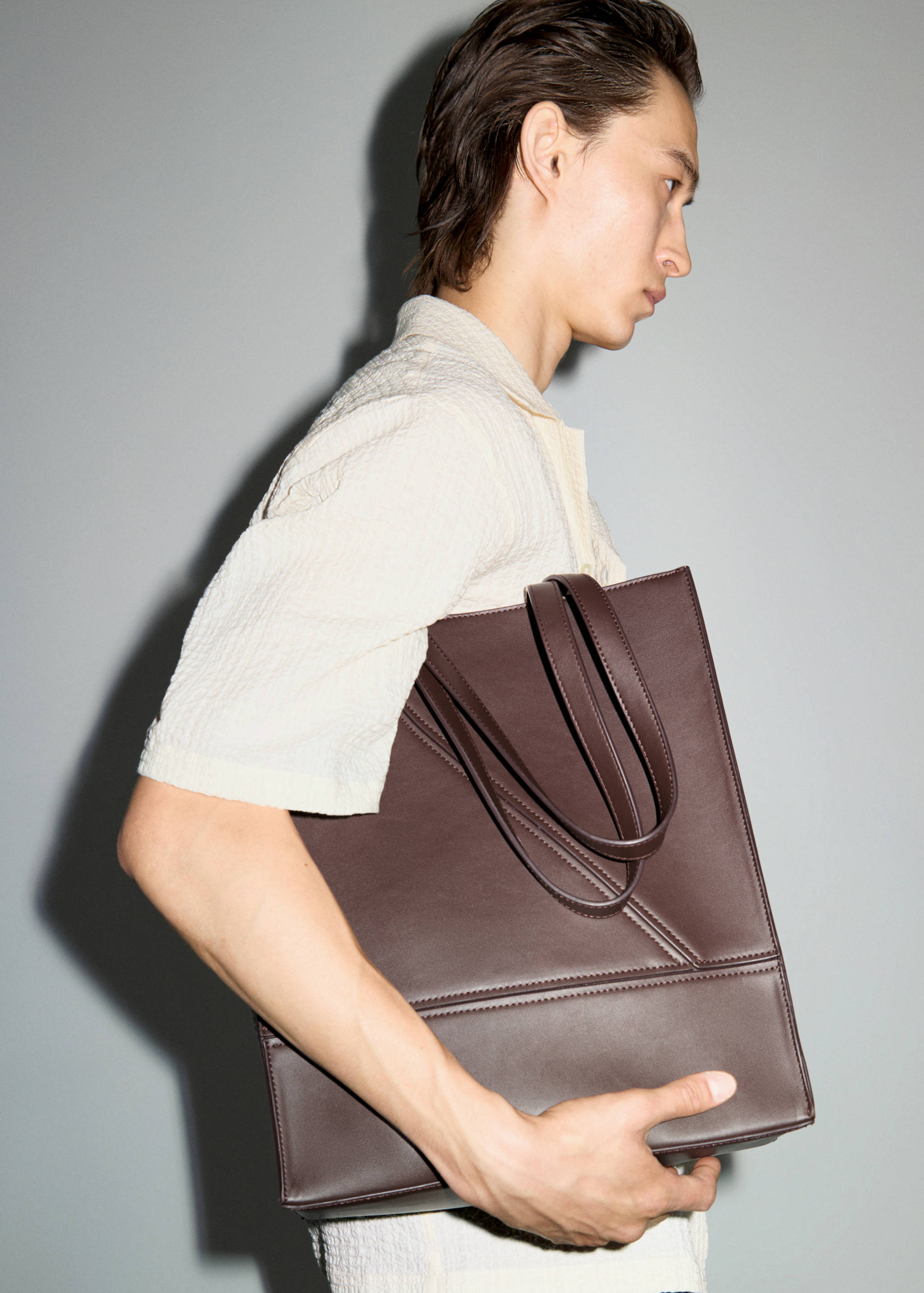 Seersucker shirt with bowling collar - Details of the article 5