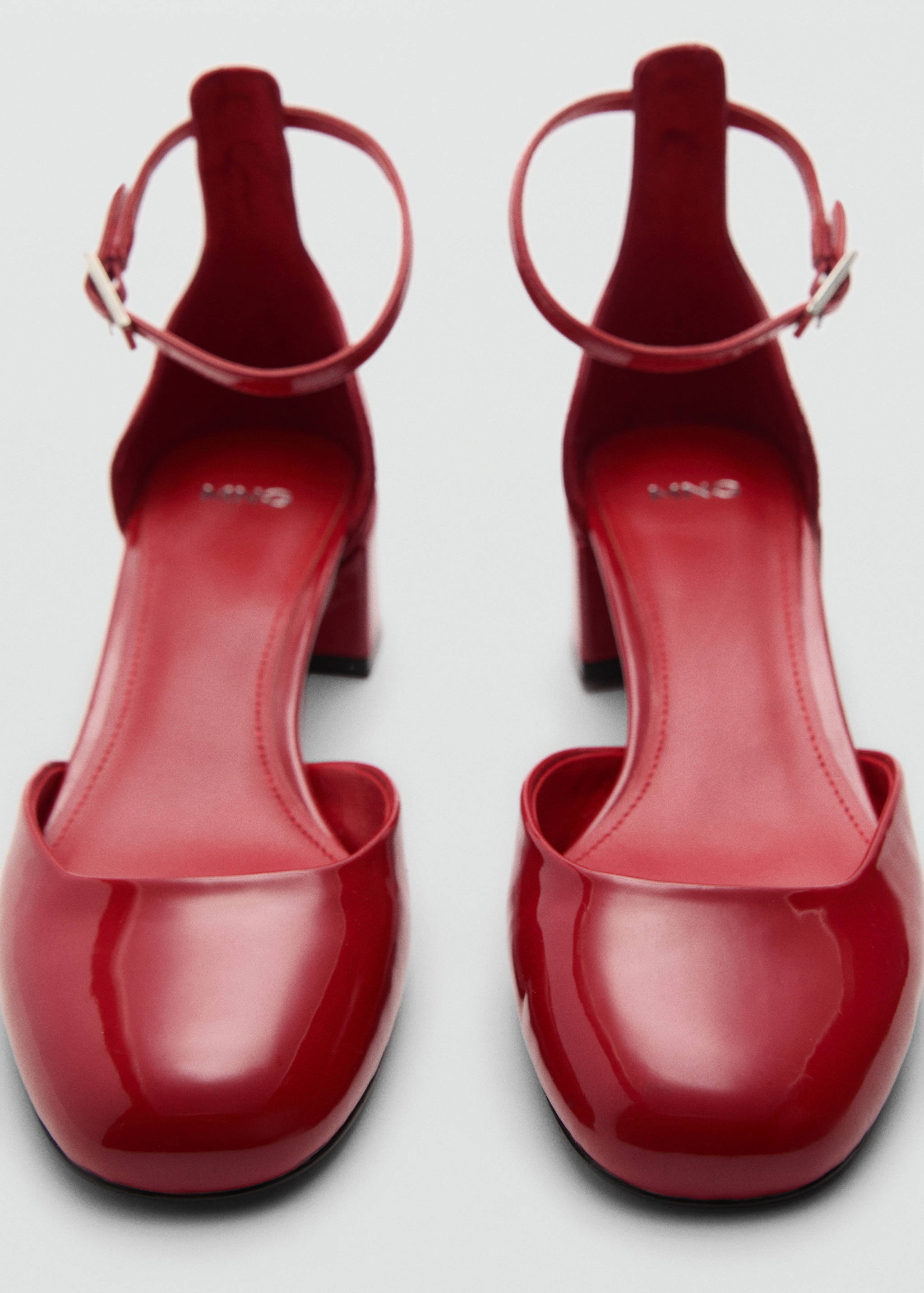 Patent-effect stiletto-heel shoes - Details of the article 2
