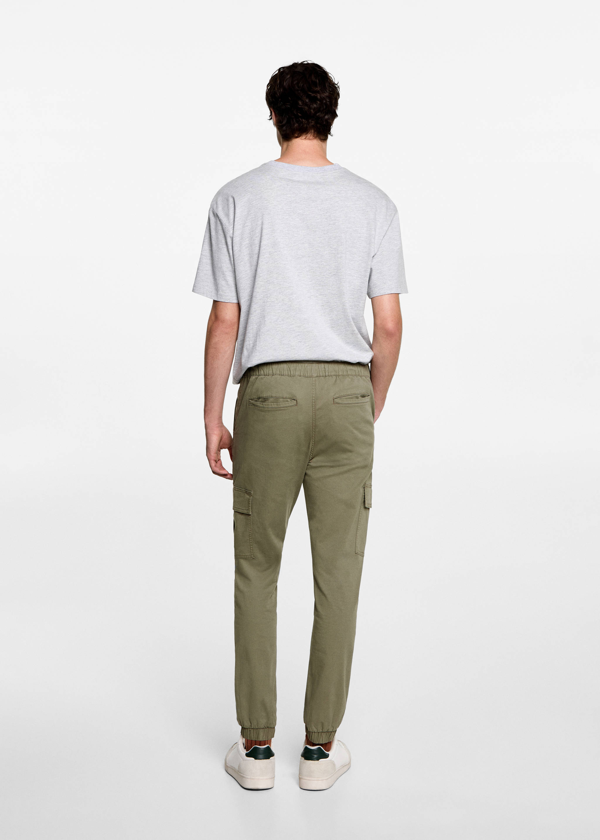 Jogger kargo pantolon - Ürünün arkası