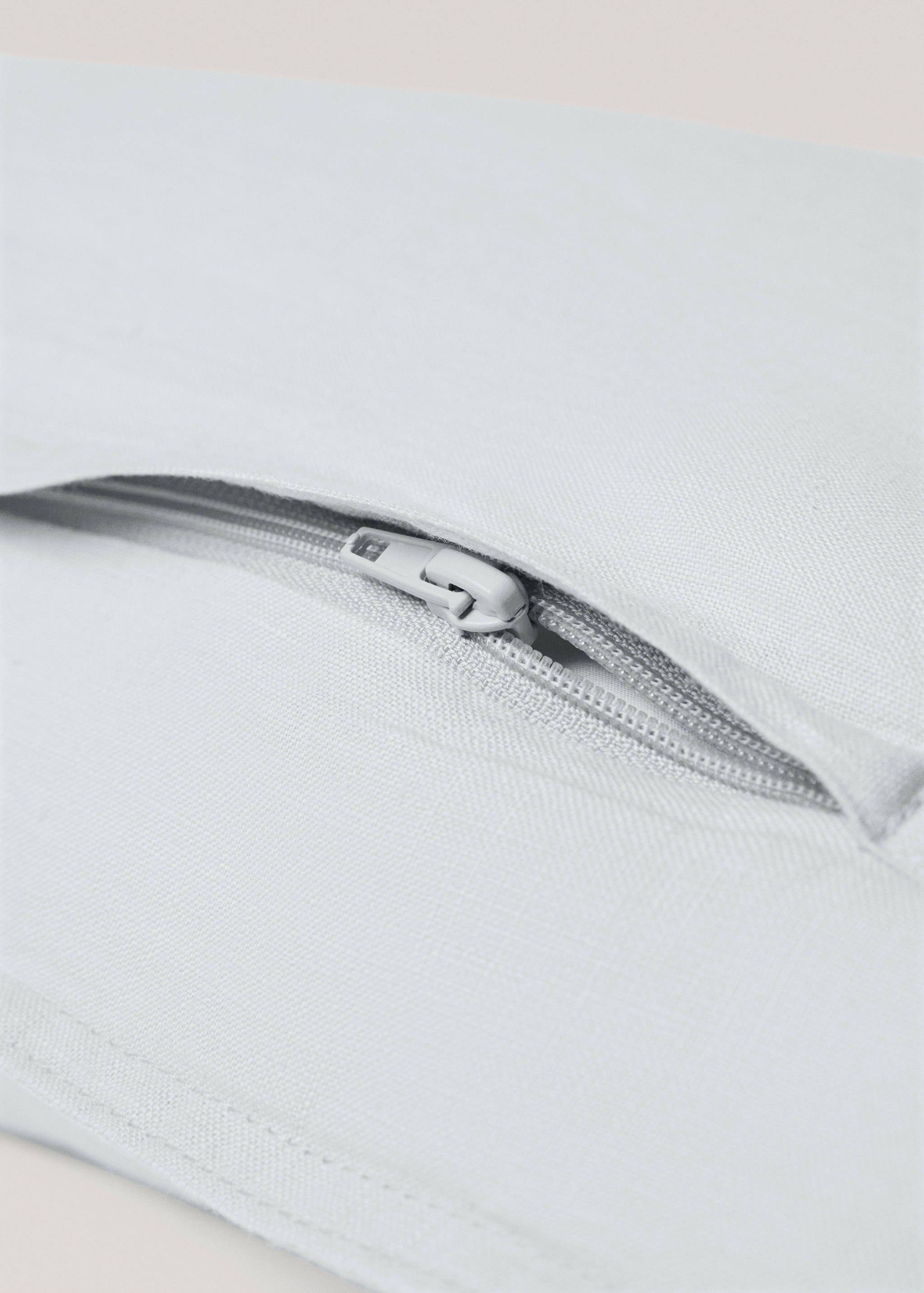 100% linen cushion cover 30x50cm - Details of the article 4