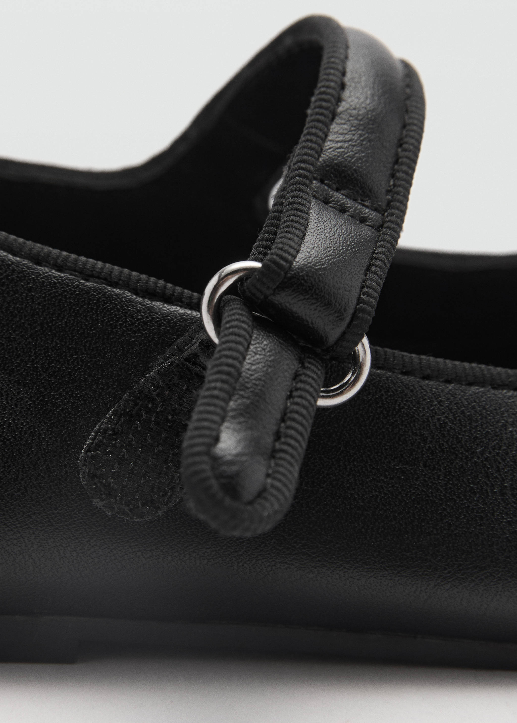 Bow ballerina - Details of the article 3