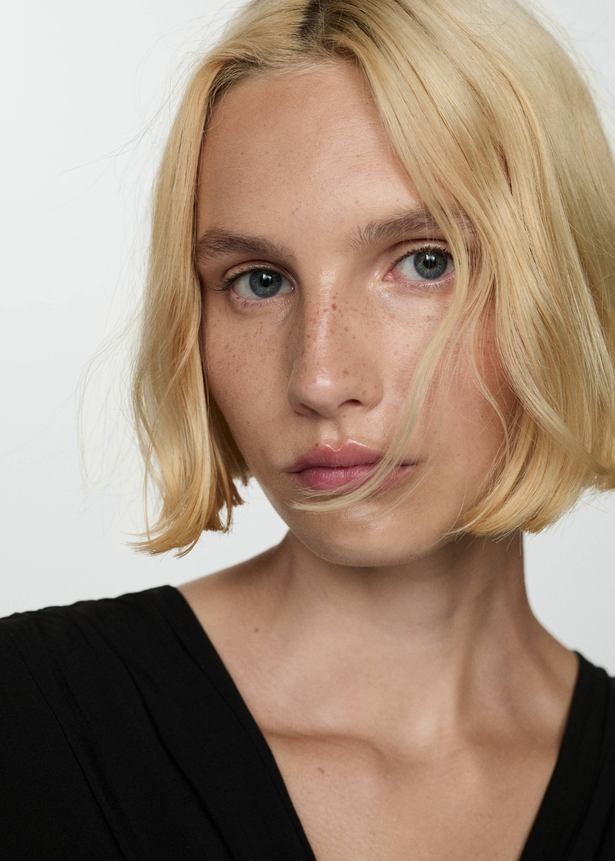 Pleated A-line dress - Details of the article 1