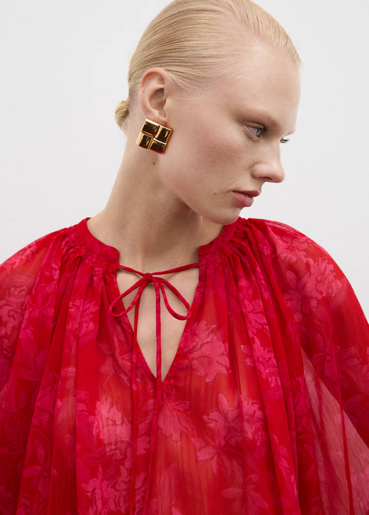 Semi-transparent floral-print blouse — Red