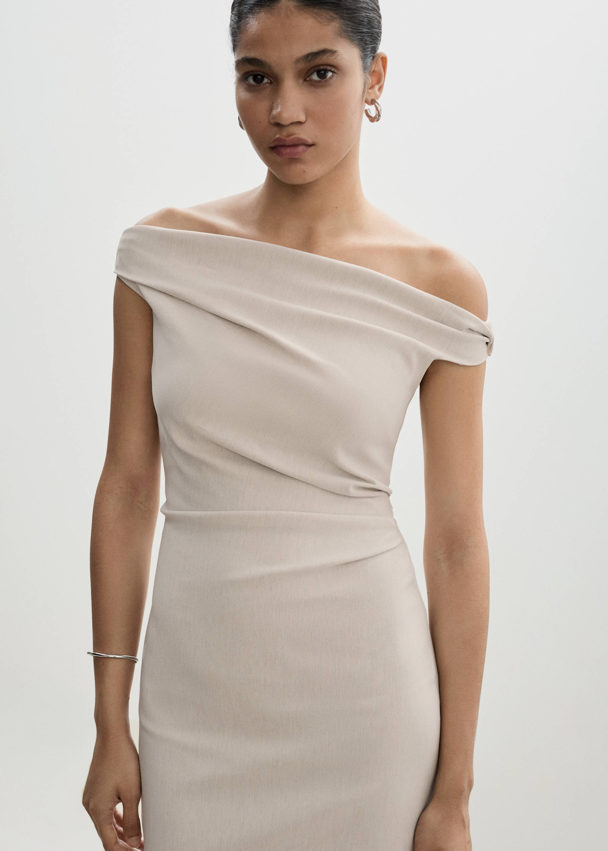 Asymmetric draped gown - Medium plane