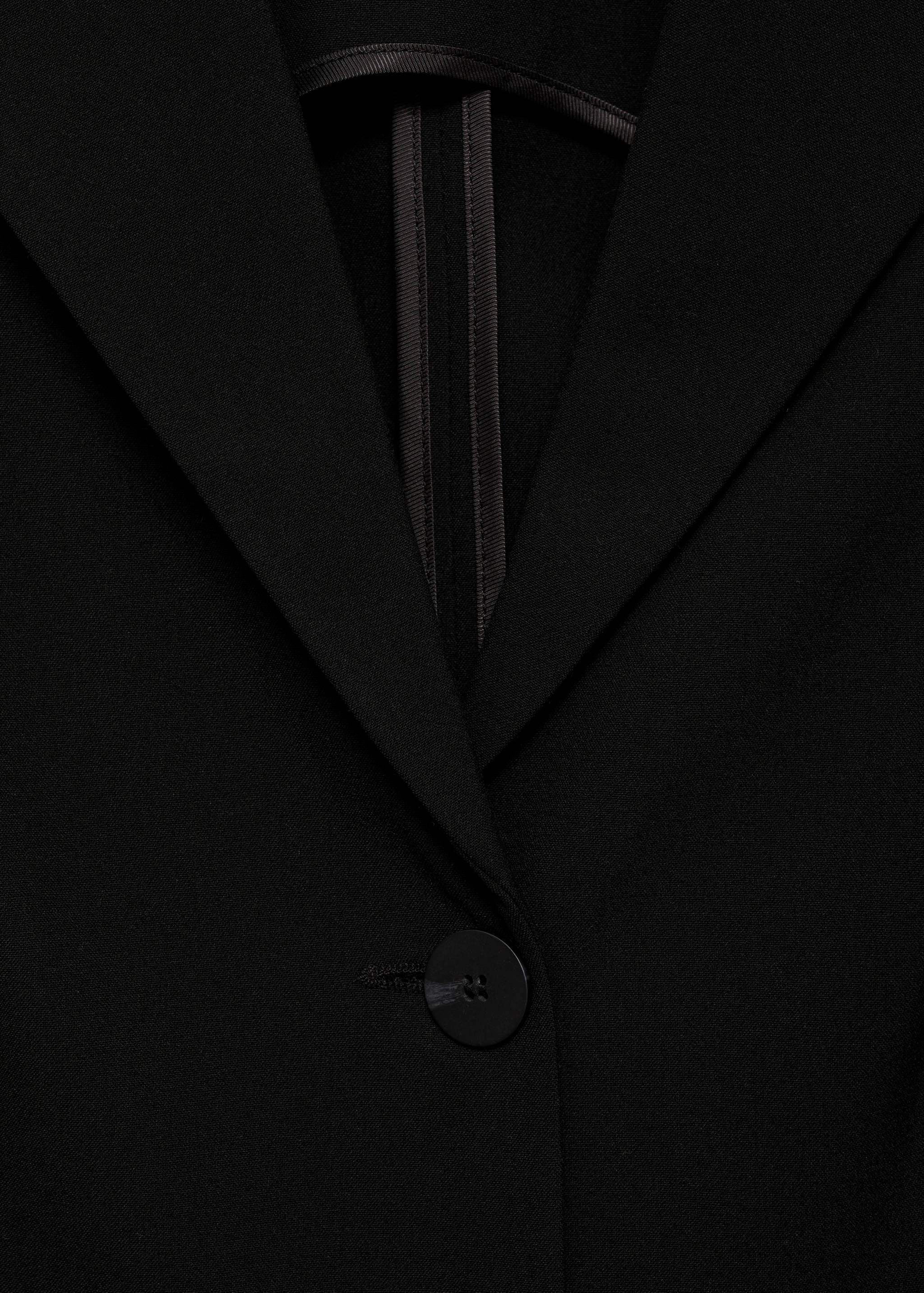 Short dress with lapel - Details of the article 8