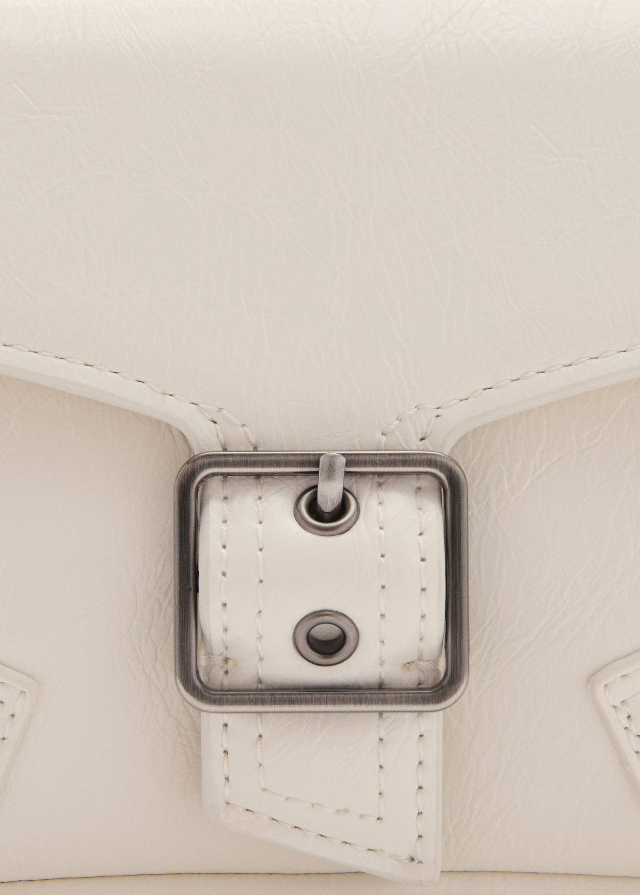 Shoulder bag with buckle - Details of the article 1