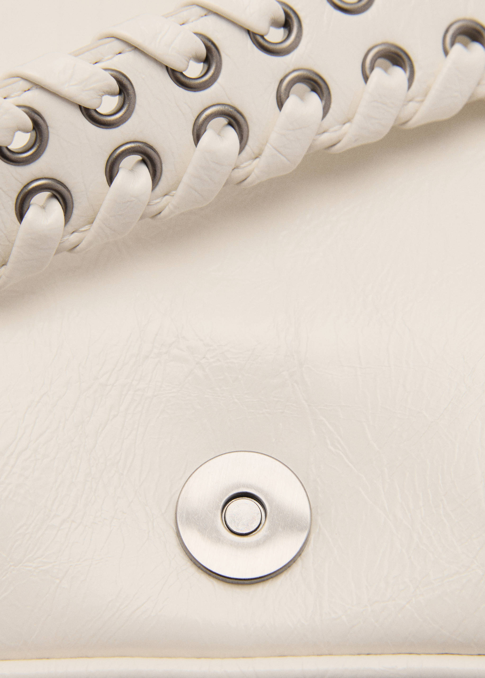 Shoulder bag with buckle - Details of the article 2