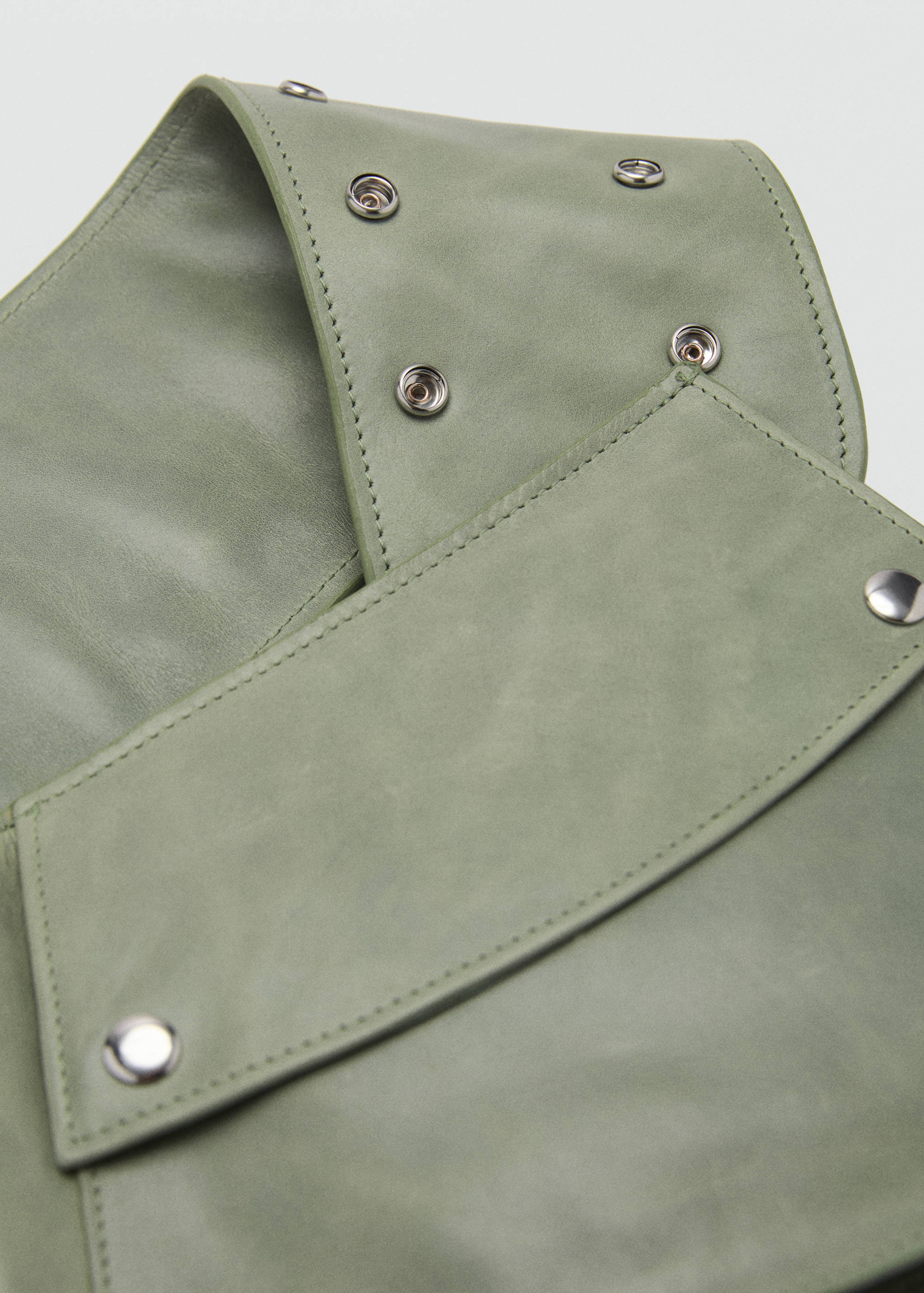 Поясная сумка из кожи с карманами - Деталь изделия 1