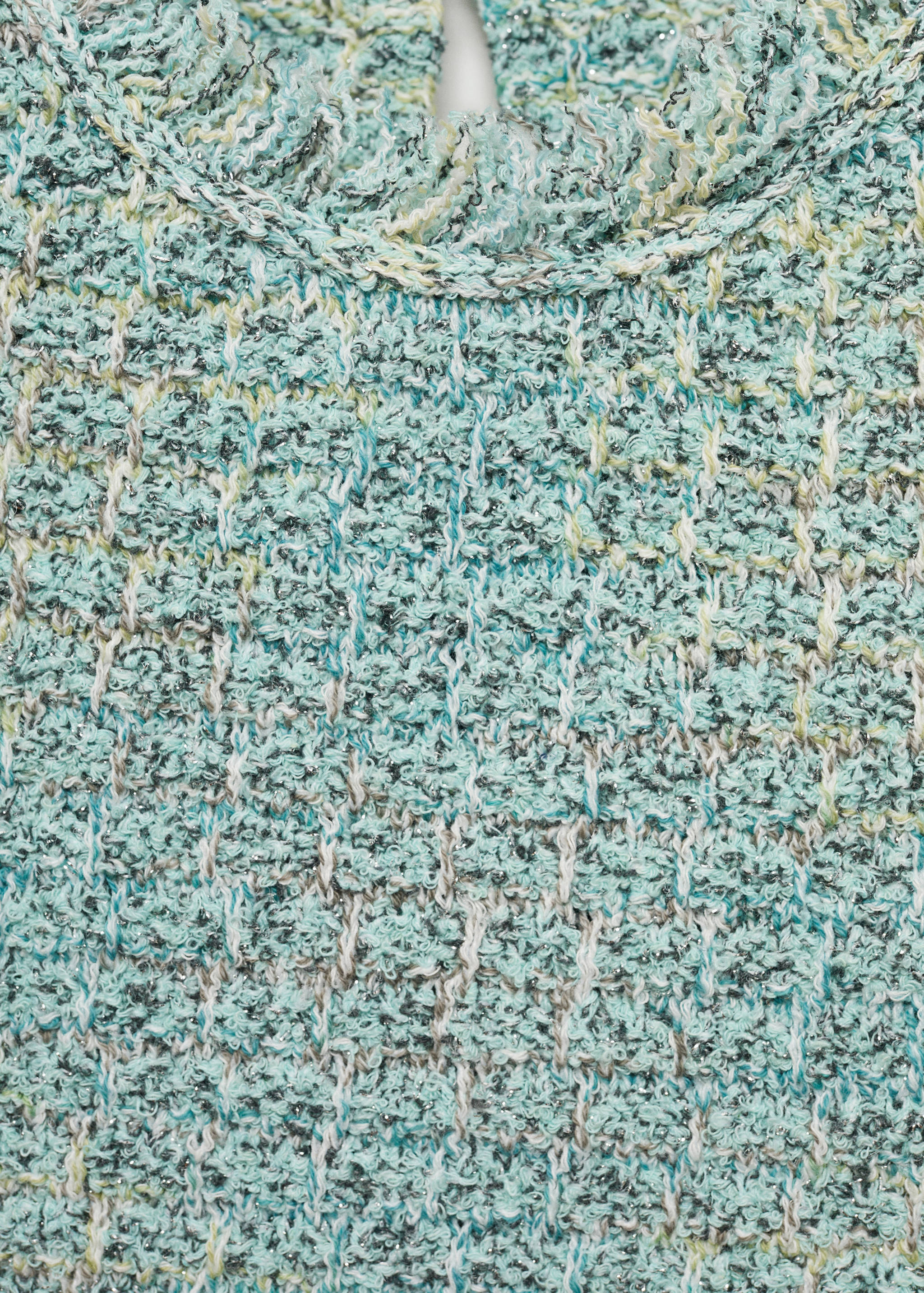 Tweed top with frayed detail - Details of the article 8