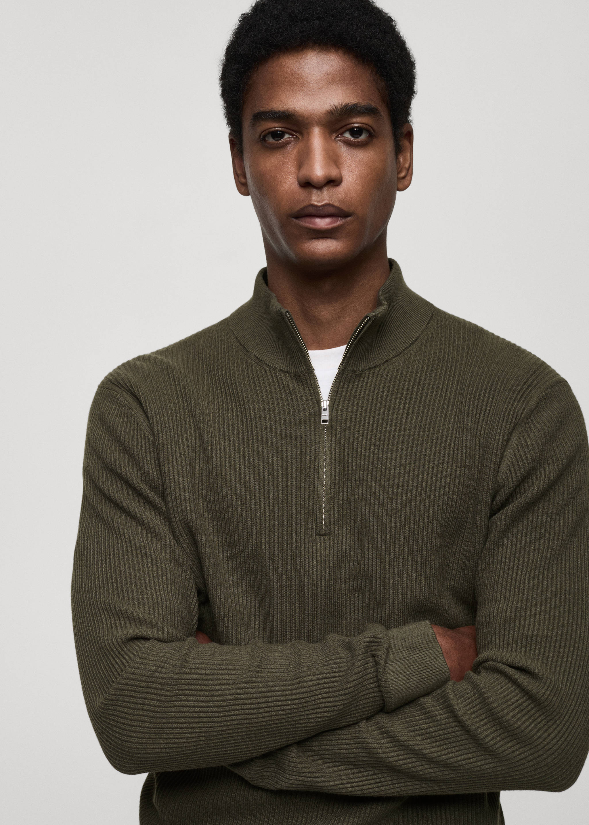 Gerippter Pullover mit Zip-Kragen - Detail des Artikels 1