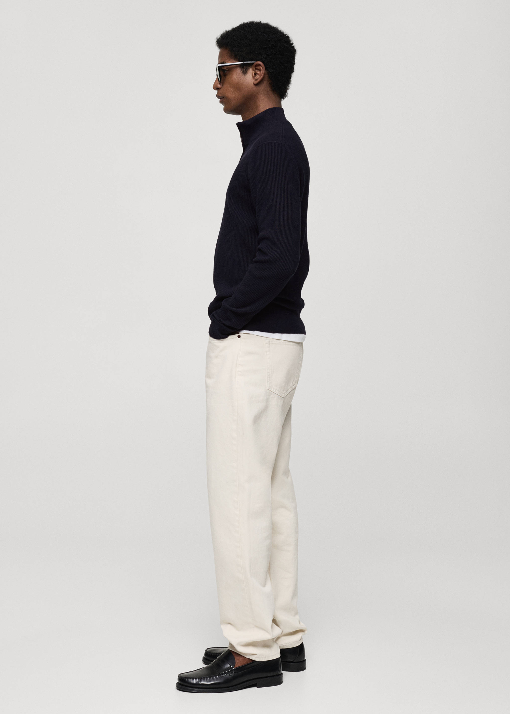 Gerippter Pullover mit Zip-Kragen - Detail des Artikels 2