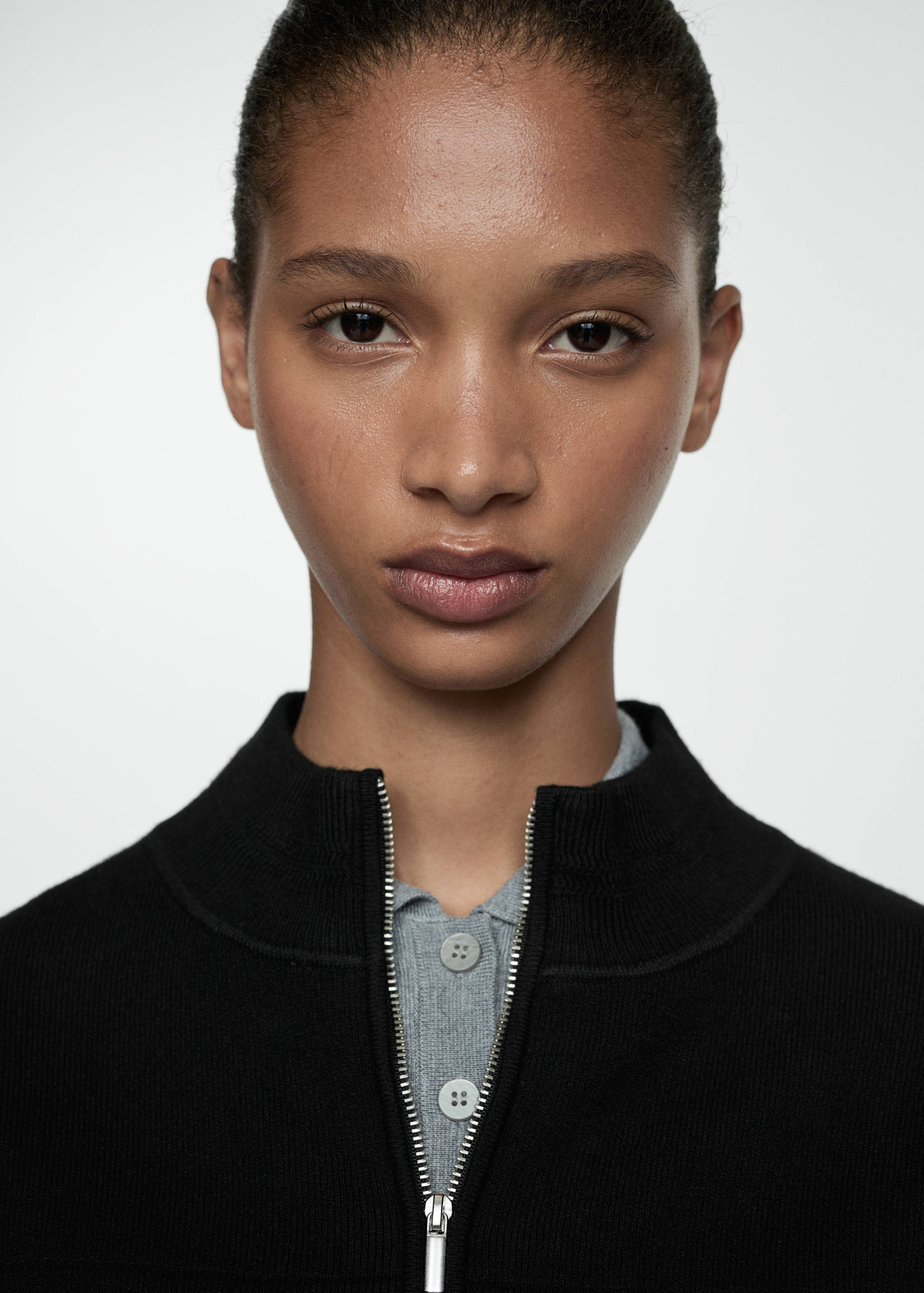 Трикотажная куртка с карманами - Деталь изделия 1